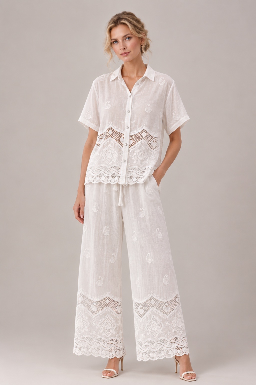 Grossista UPSTYLE - COMPLETO CAMICIA E PANTALONE CON RICAMO E PIZZO
