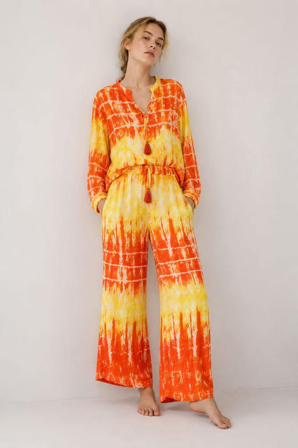 Wholesaler UPSTYLE - BOHO TIE-DYE SET WITH BLOUSE AND PANTS