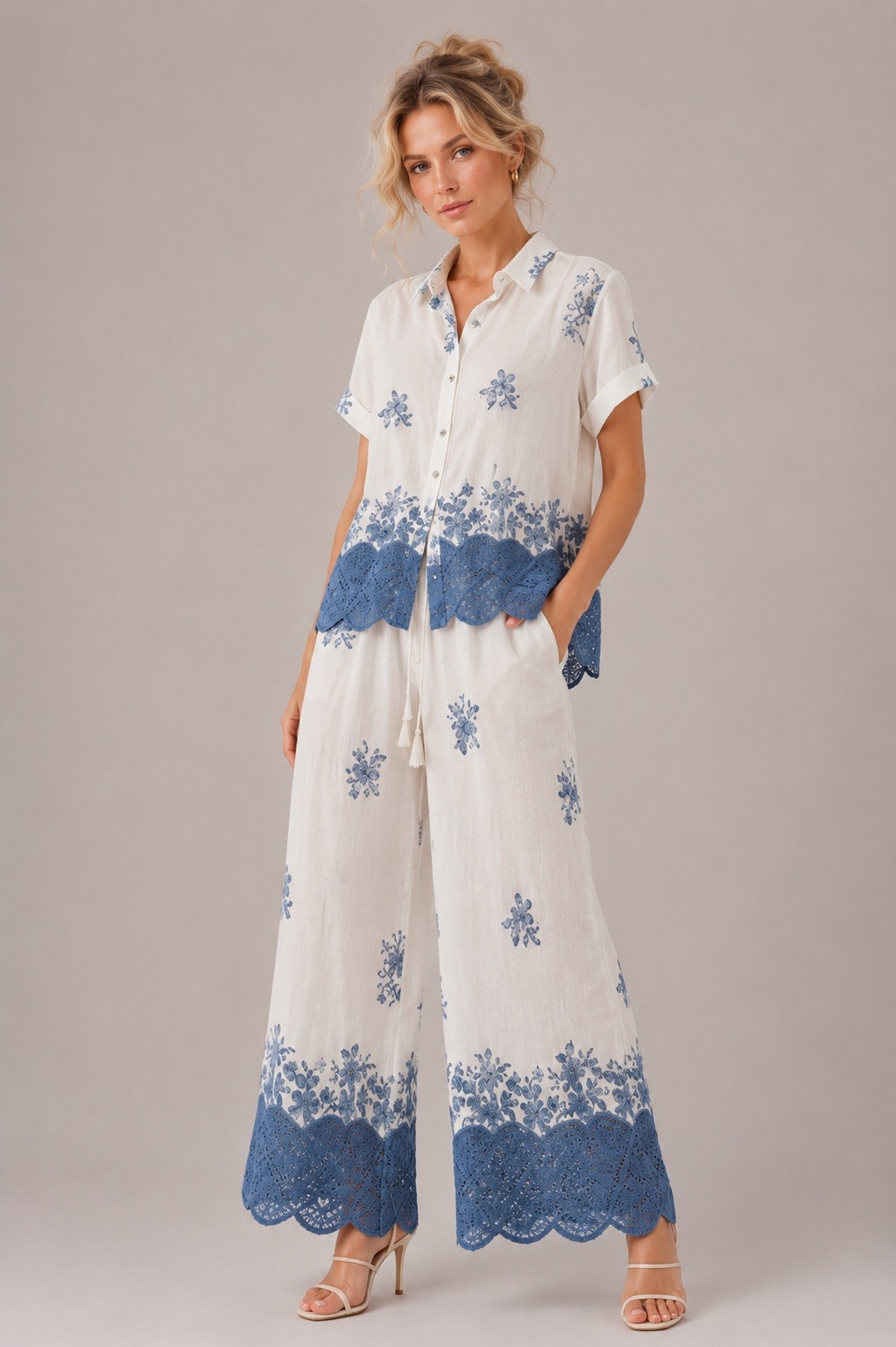 Grossista UPSTYLE - COMPLETO DONNA BIANCO CON RICAMO FLOREALE E PIZZO SANGALLO