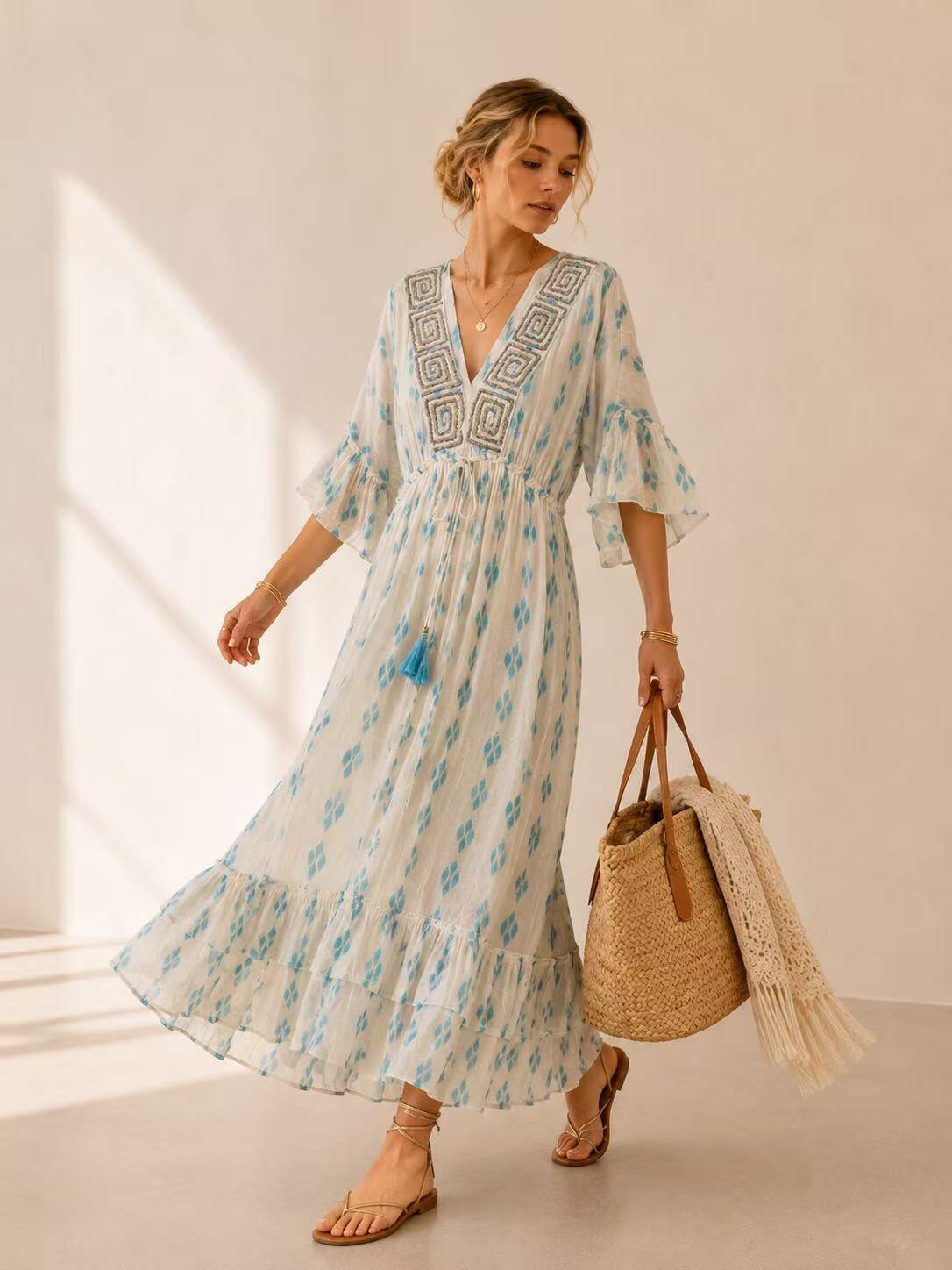 Mayorista UPSTYLE - VESTIDO LARGO BORDADO