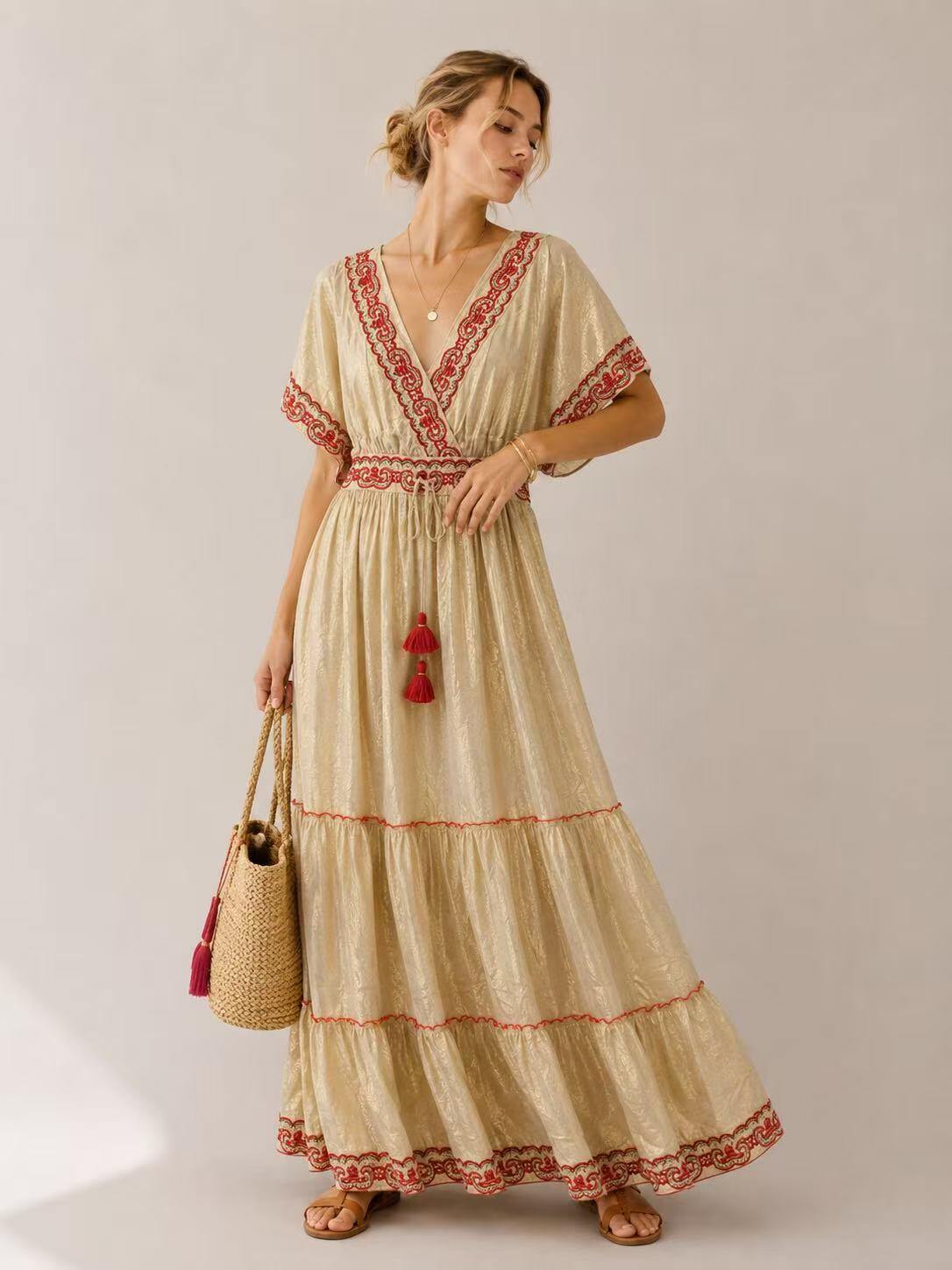Mayorista UPSTYLE - VESTIDO LARGO CON DETALLES BORDADOS