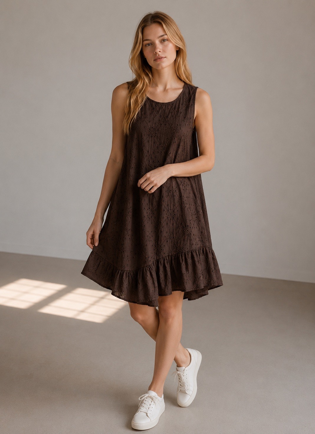 Wholesaler UPSTYLE - SHORT DRESS IN COTTON EYELET