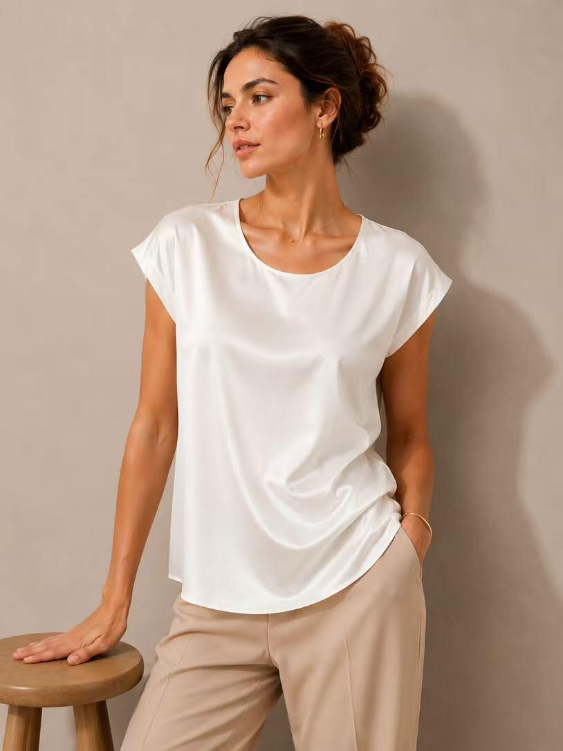 Wholesaler UPSTYLE - WOMEN'S BLOUSE IN VISCOSE BLEND SATIN