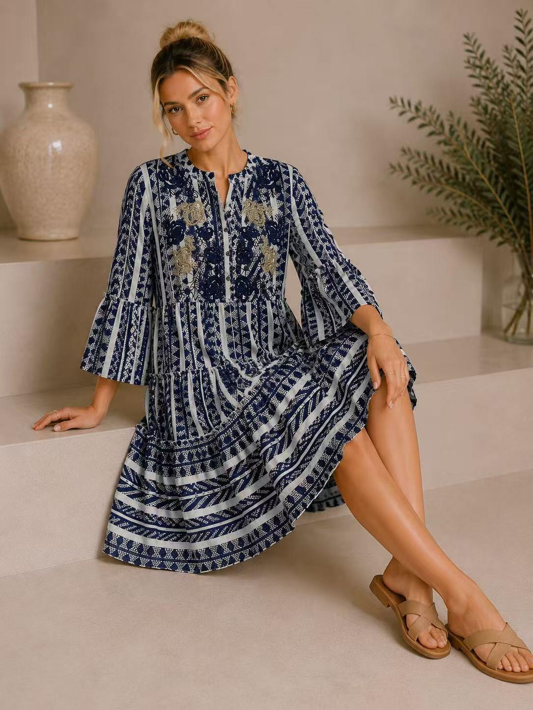 Wholesaler UPSTYLE - WOMEN'S SHORT EMBROIDERED DRESS WITH GEOMETRIC PRINT