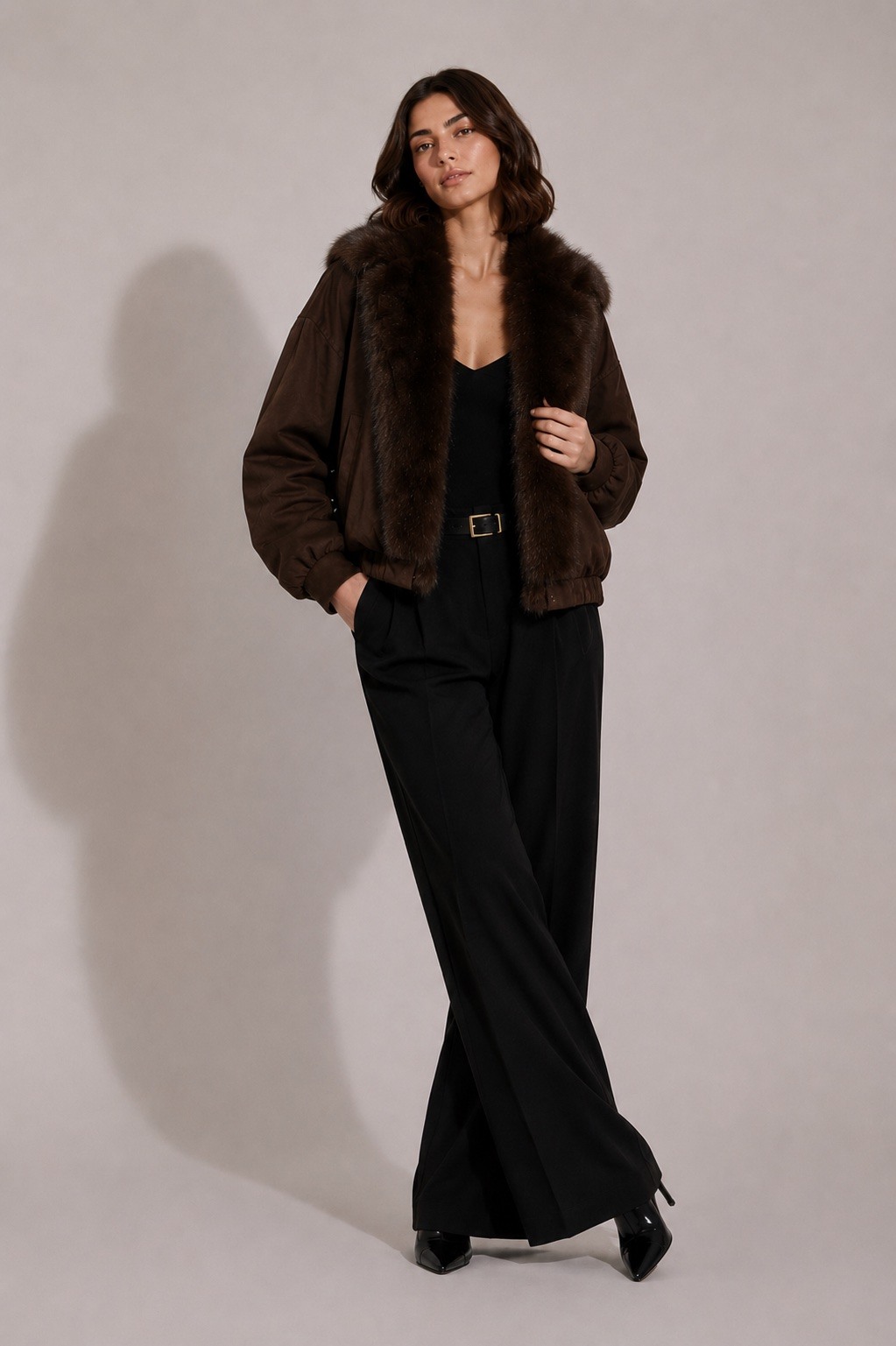 Wholesaler UPSTYLE - Suede jacket with oversized fur collar