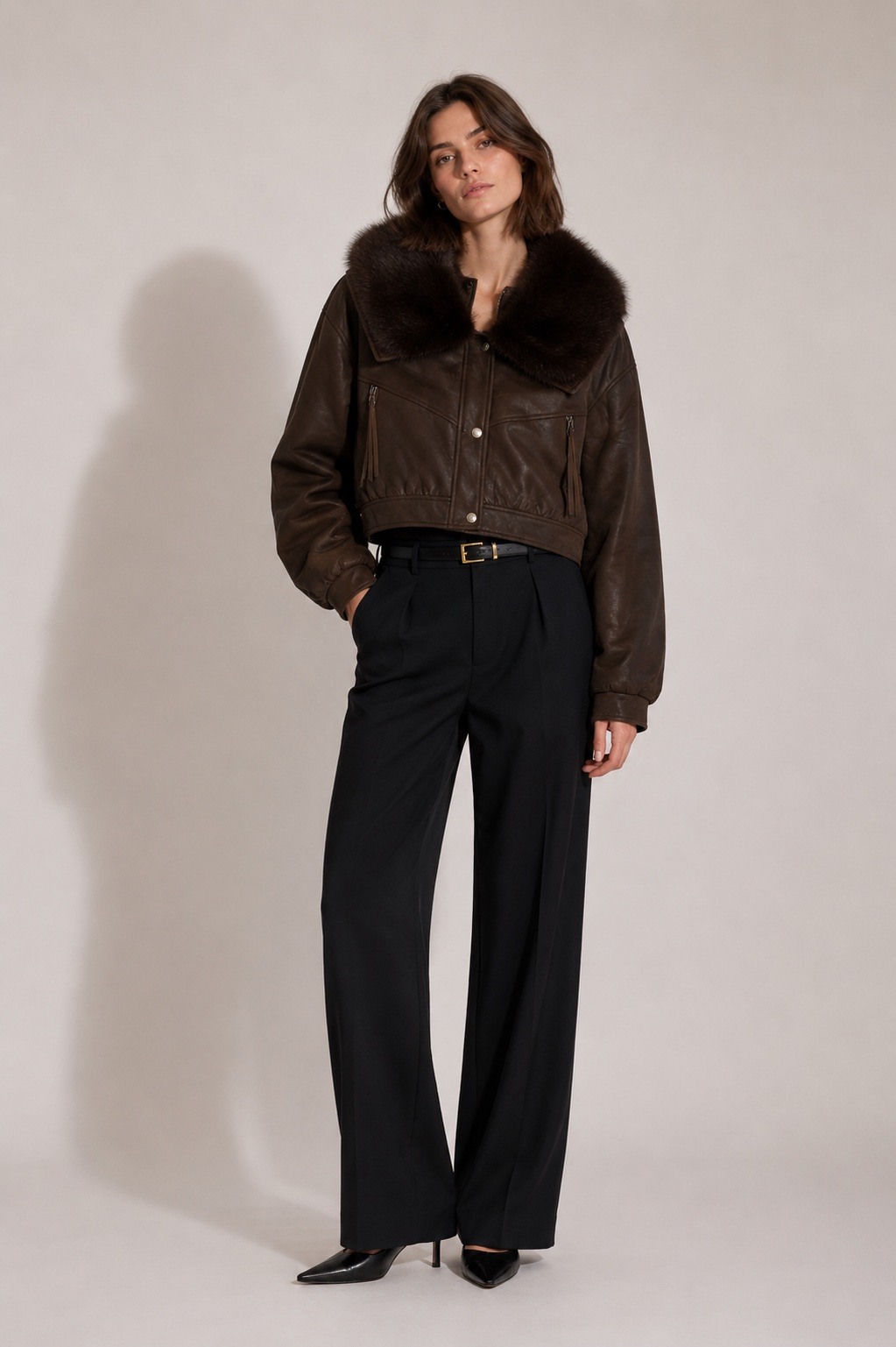 Wholesaler UPSTYLE - Suede jacket with oversized fur collar