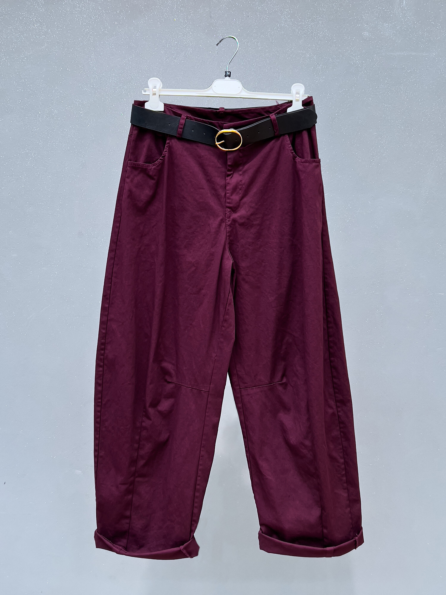 Grossiste V&L BRAND - Pantalon BAGGY en gabardine de coton. Version BORDEAUX