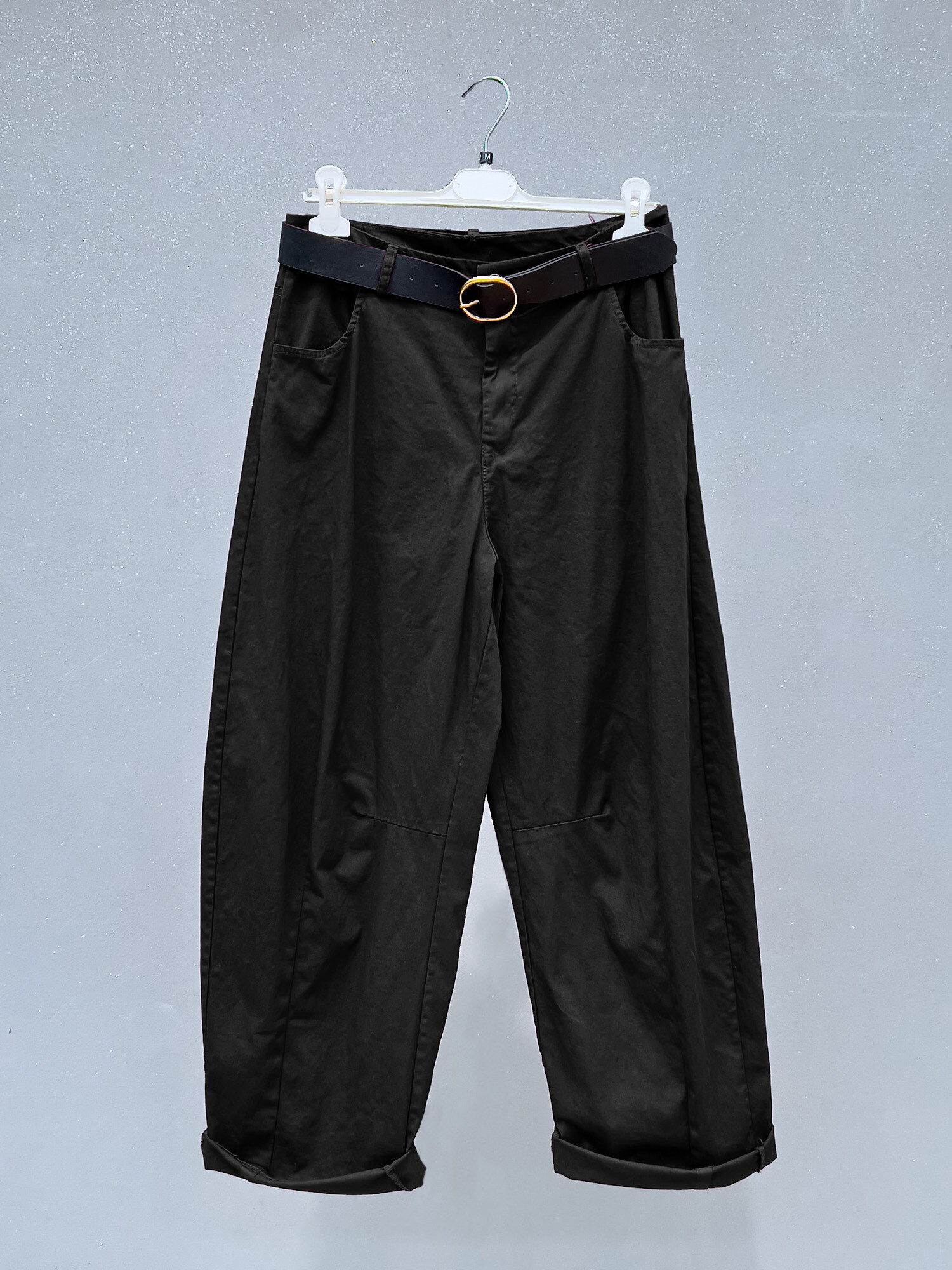 Grossiste V&L BRAND - Pantalon BAGGY en gabardine de coton. Version NOIRE