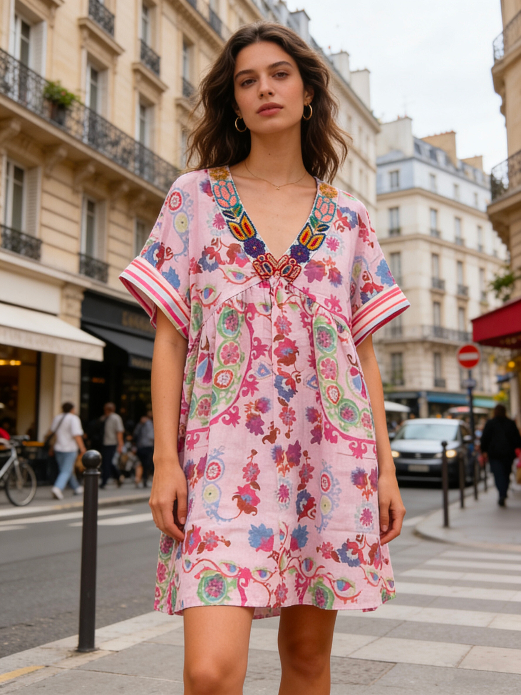 Wholesaler V&L BRAND - Midi dress with all-over multicolor print