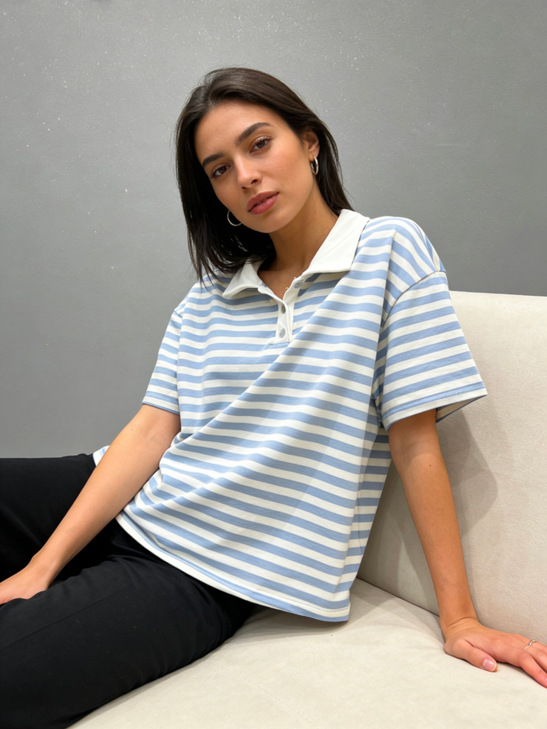 Grossista V&L BRAND - Polo a righe con colletto bianco, stile casual moderno