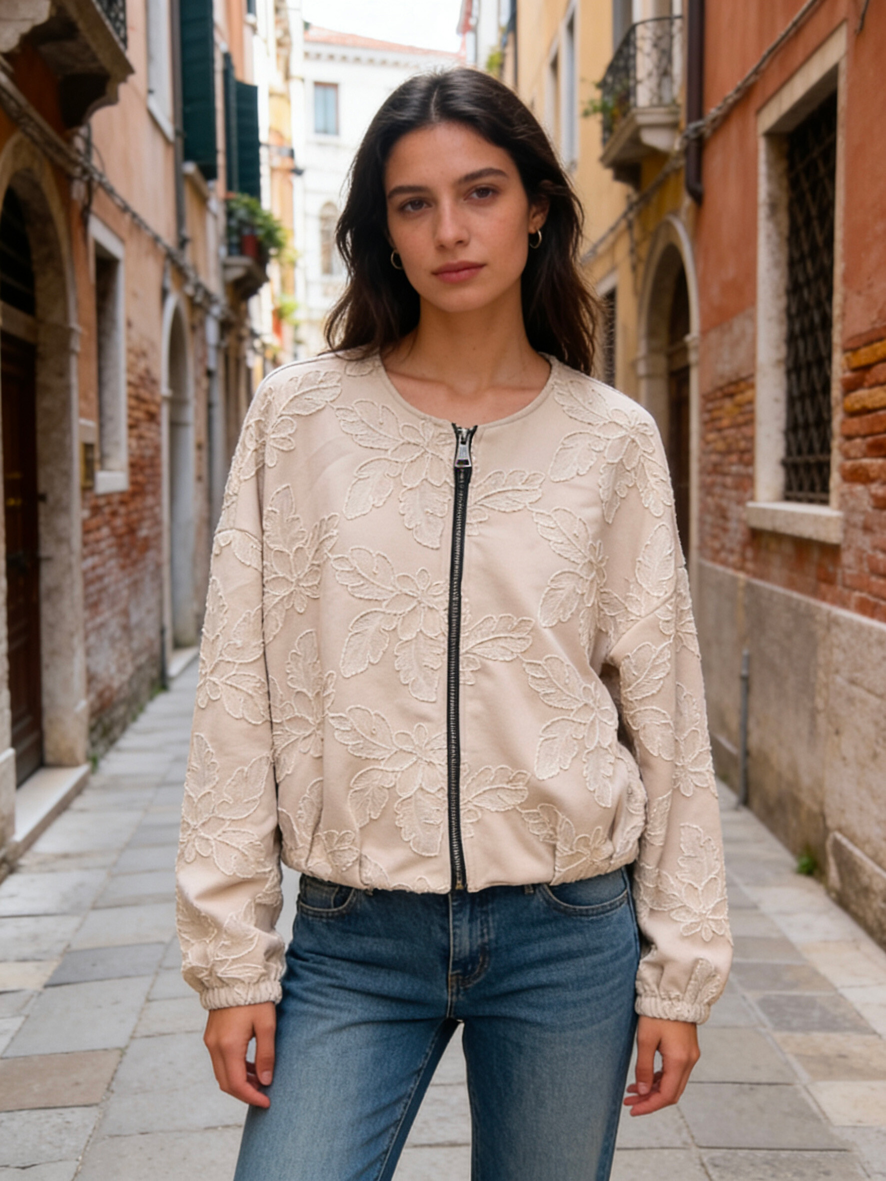 Grossiste V&L BRAND - Veste mi-saison décontractée effet suédé avec broderie florale