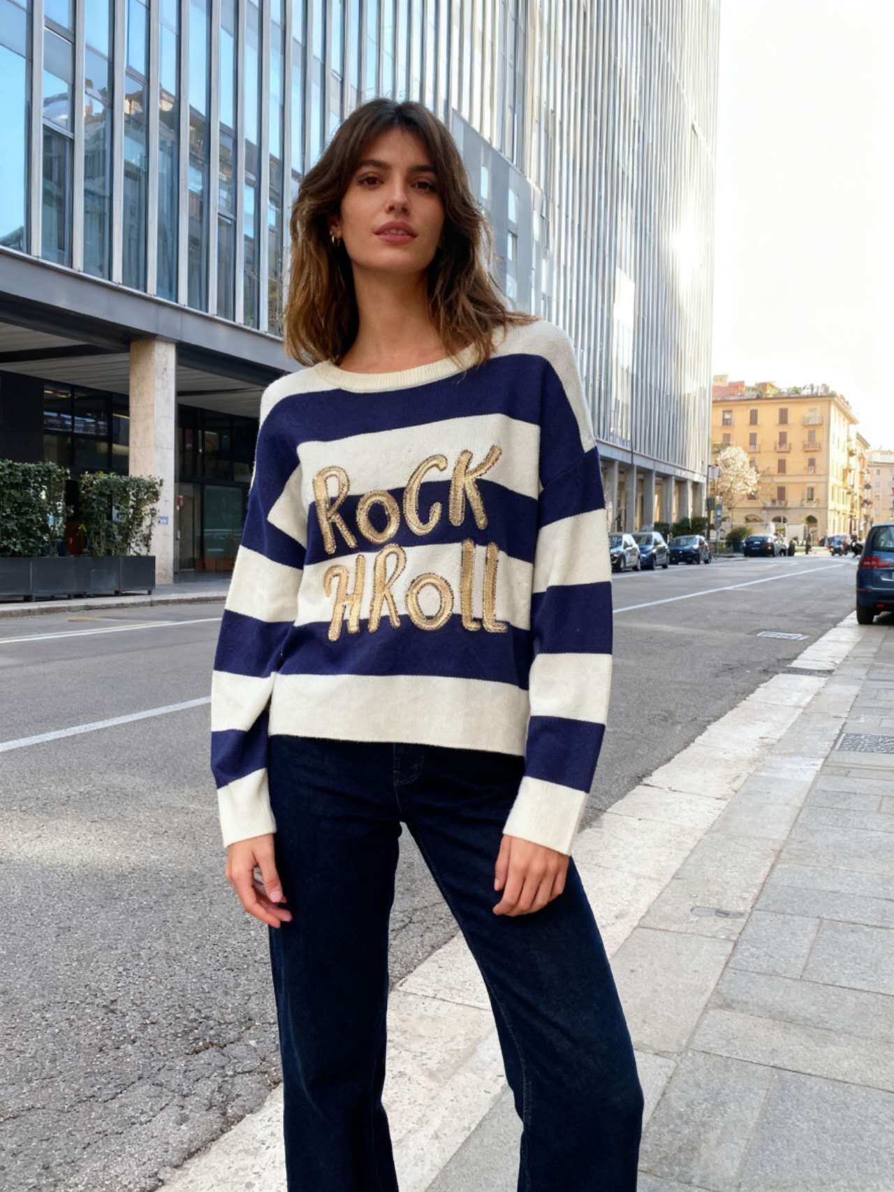Wholesaler Vanis - CREW NECK, STRIPE, SEQUIN EMBROIDERY