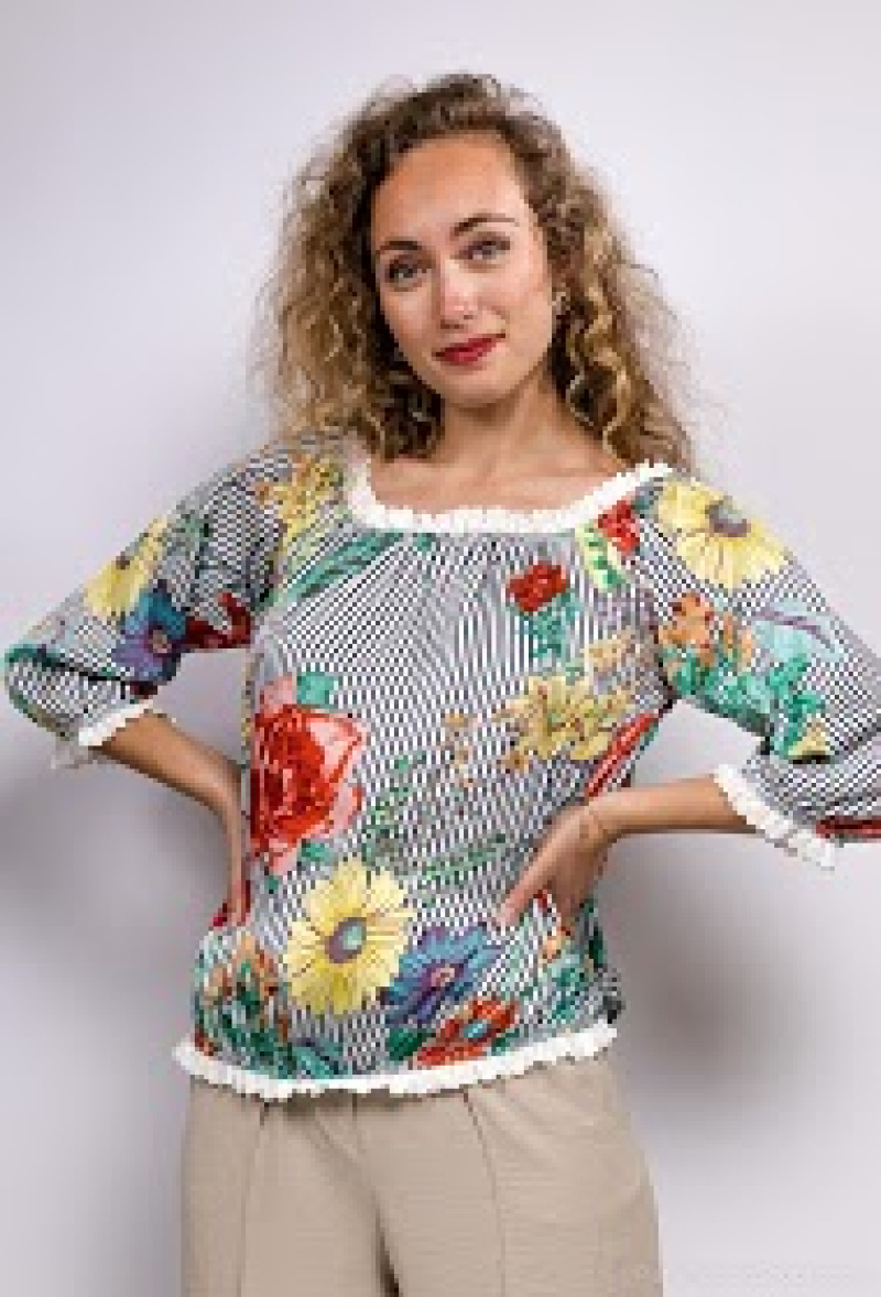 Grossiste Vega's - Blouse fleurie