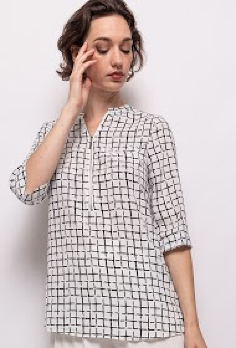 Grossiste Vega's - Blouse à carreaux