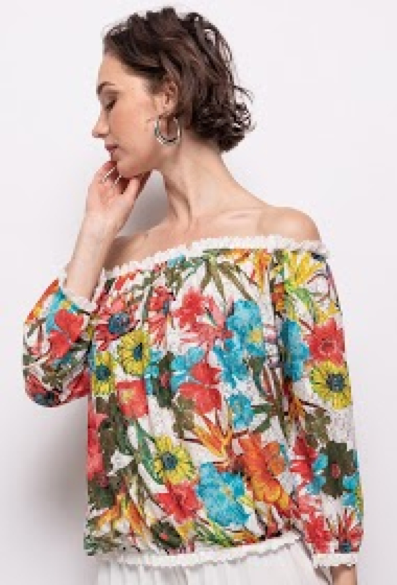 Grossiste Vega's - Blouse imprimée
