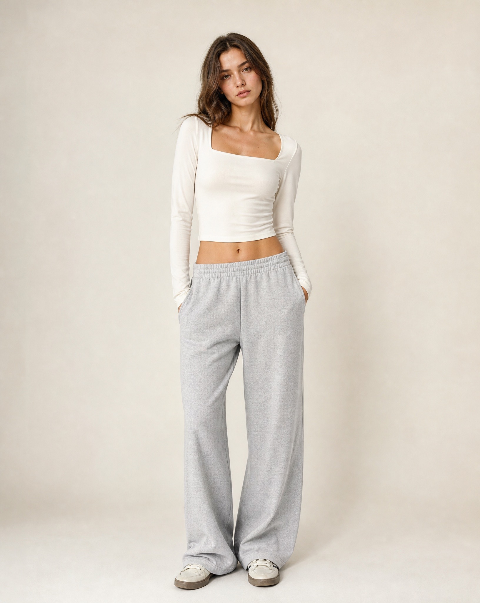 Grossista Vera Fashion - Top con scollo quadrato e maniche lunghe