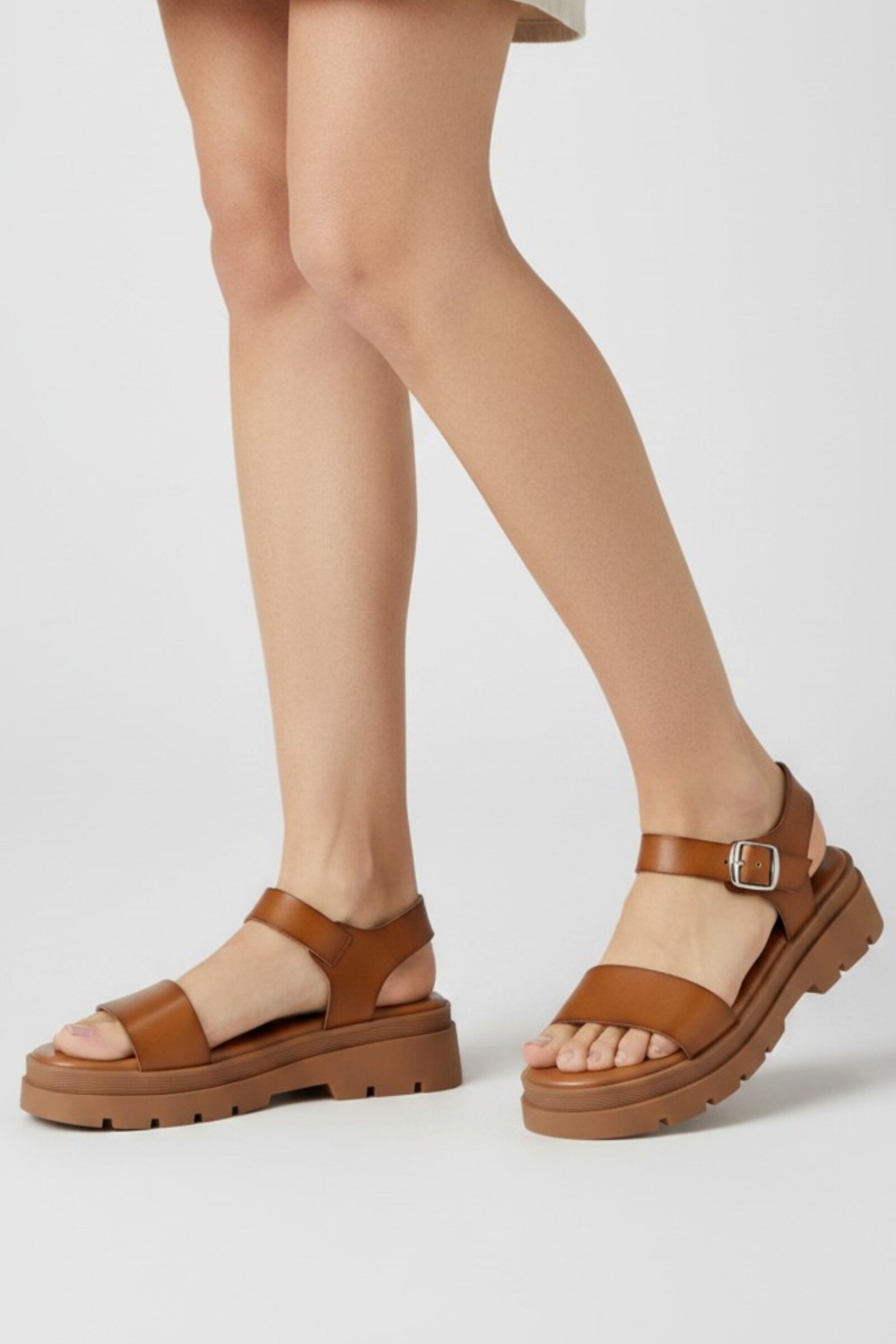 Wholesaler VERABLUM - Casual platform sandal