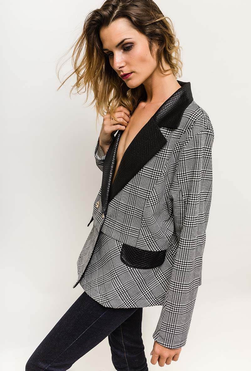 Grossiste Veti Style - Blazer à carreaux avec col en similicuir