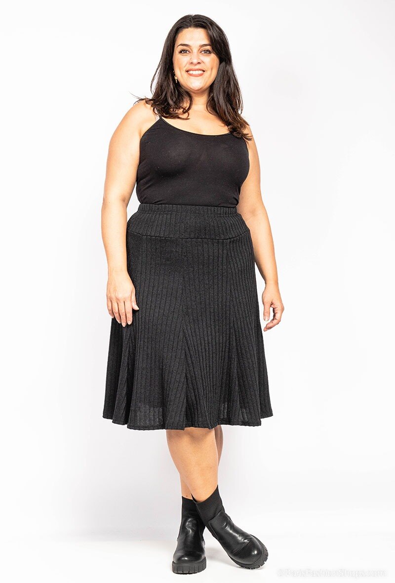 Grossiste Veti Style - Jupe midi patineuse