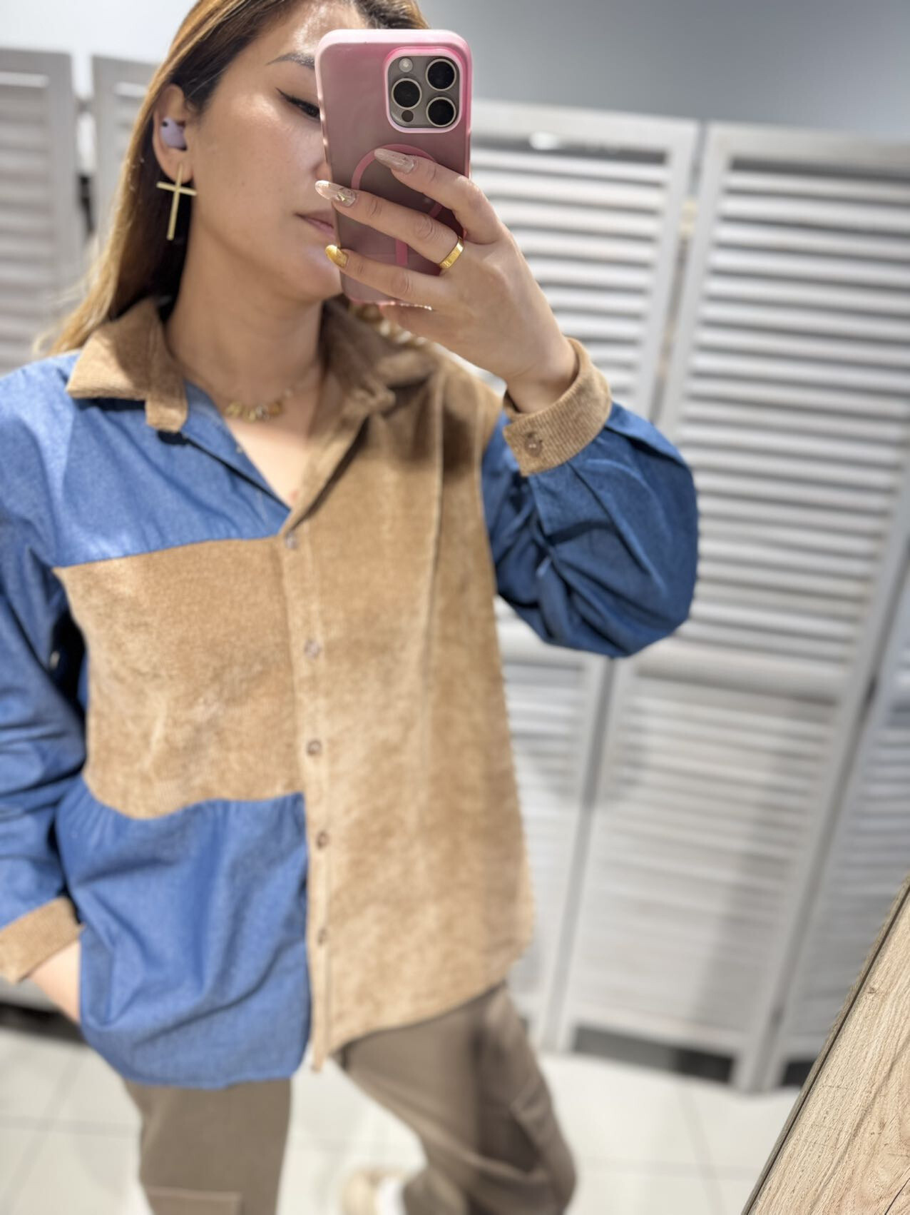 Wholesaler Victoria & Isaac - BI-MATERIAL SHIRT