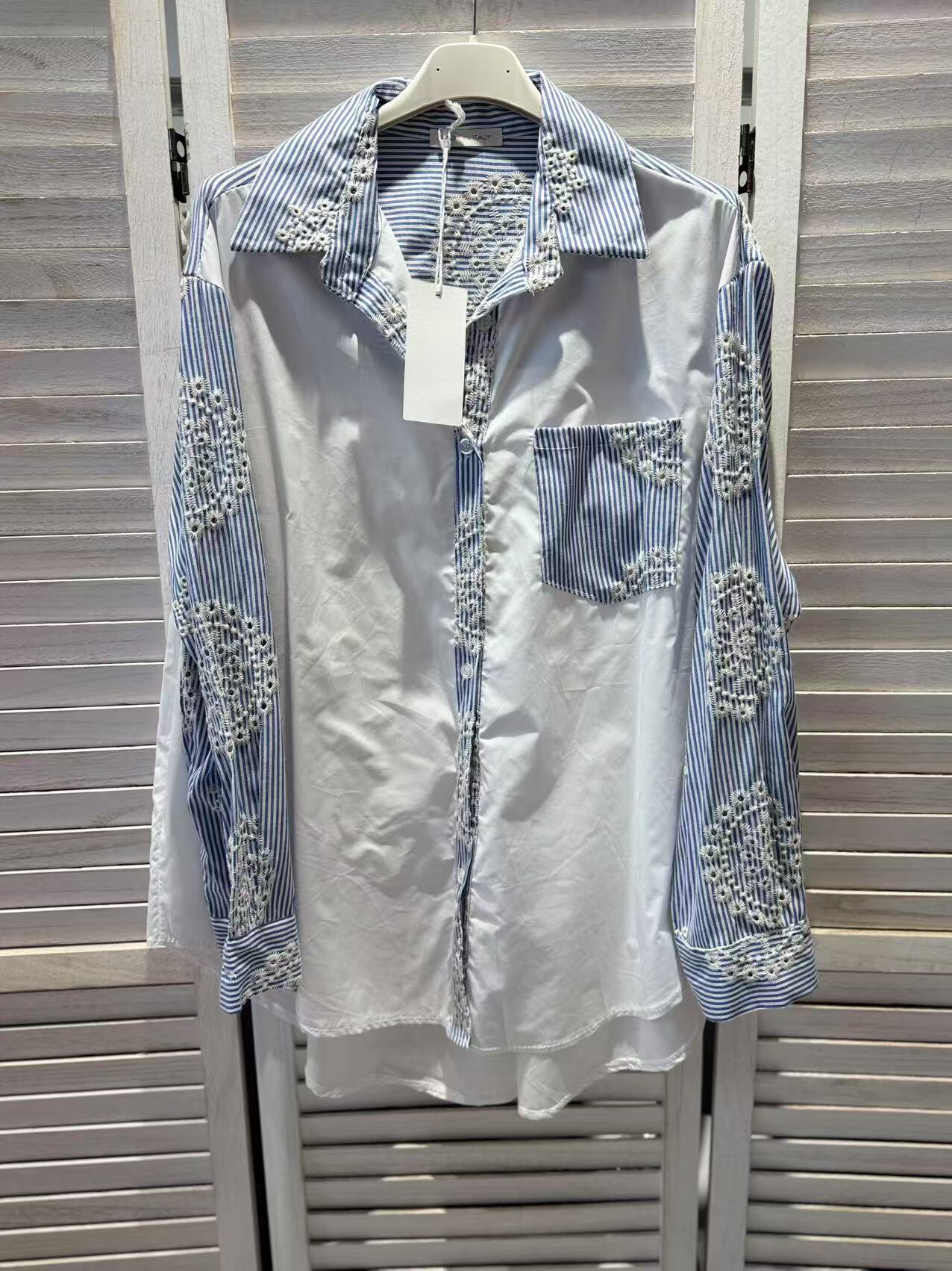 Wholesaler Victoria & Isaac - OVERSIZED COTTON SHIRT