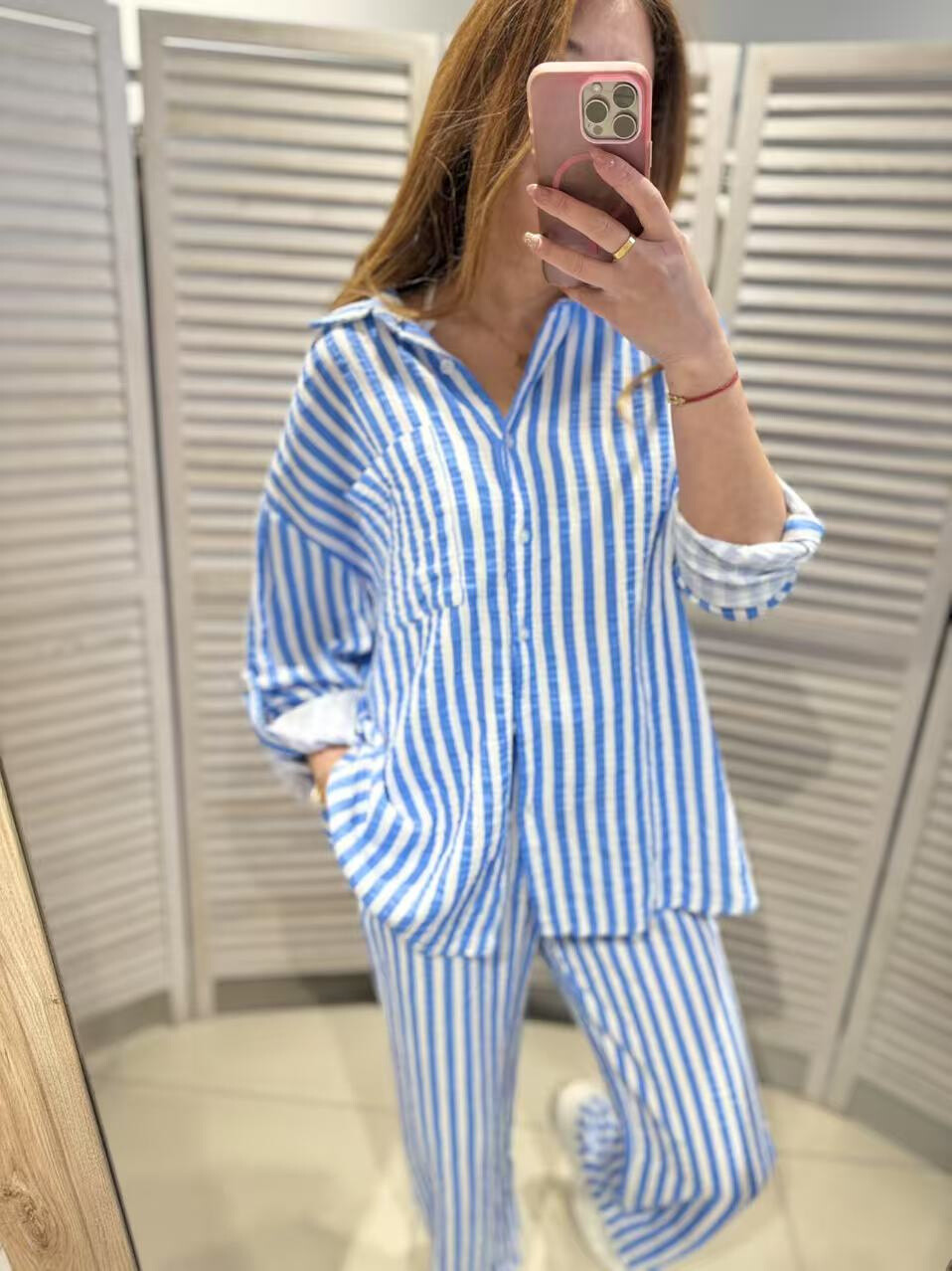 Wholesaler Victoria & Isaac - Oversize cotton gas scratch shirt