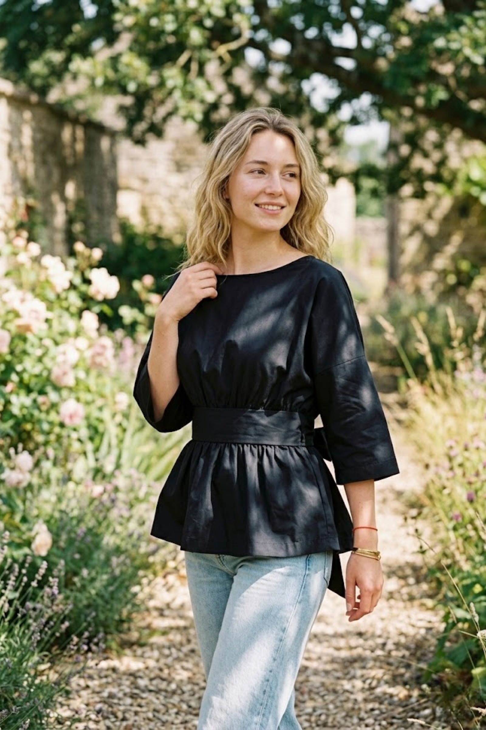 Wholesaler Victoria & Isaac - Printed blouse with shirt collar