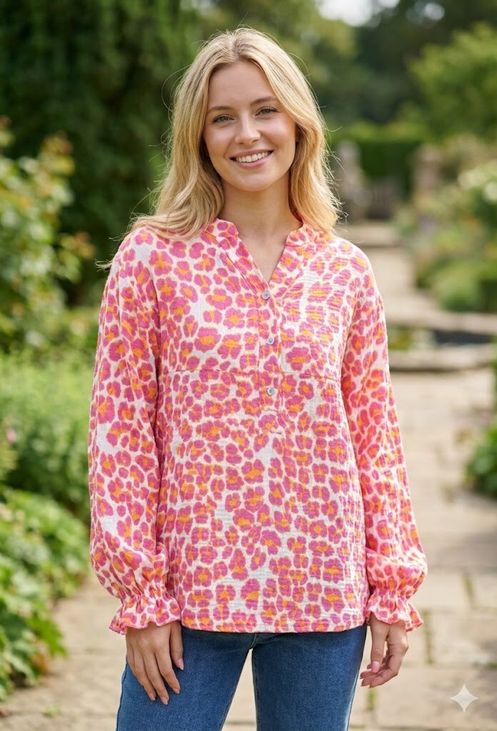 Wholesaler Victoria & Isaac - Animal Print Shirt
