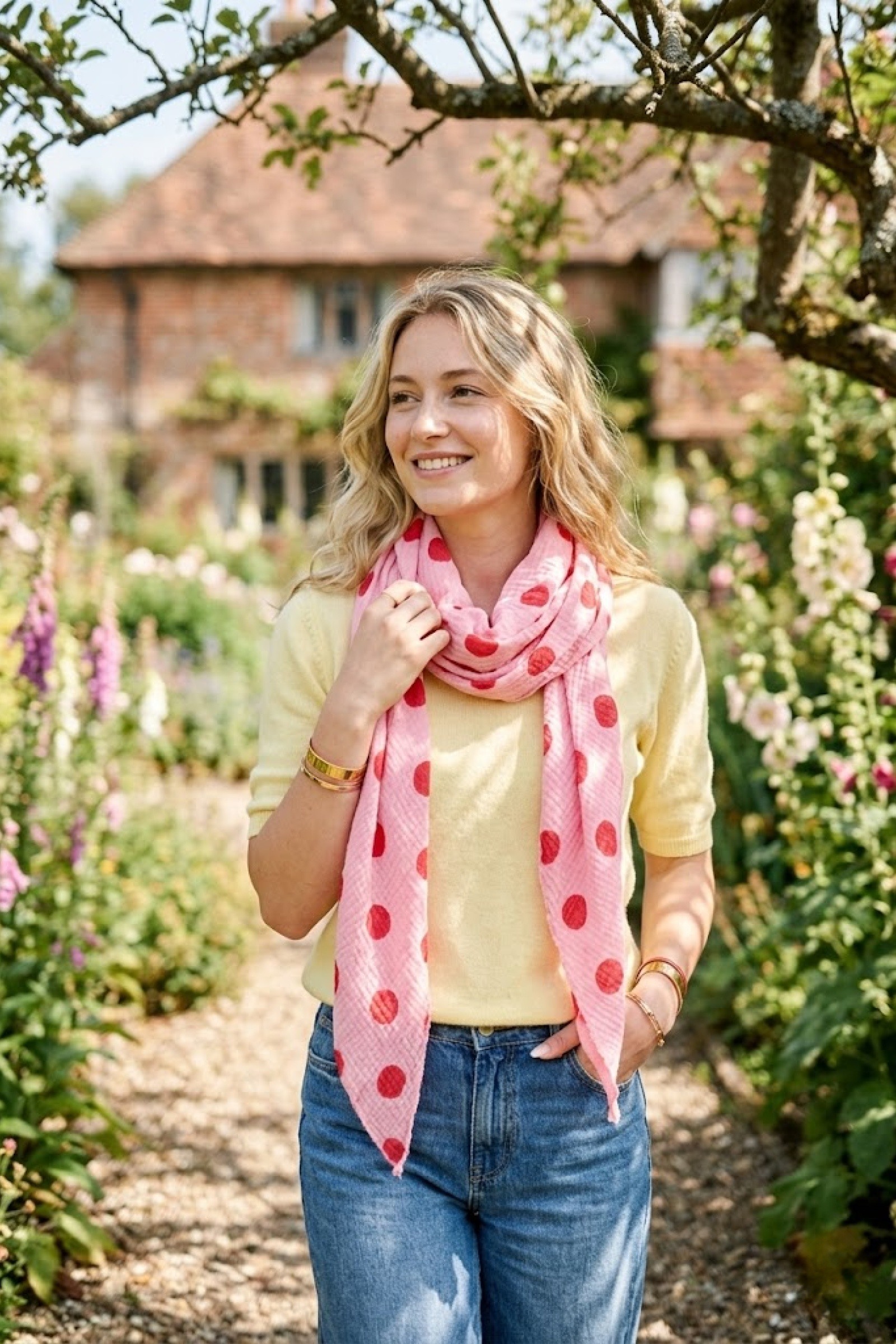 Wholesaler Victoria & Isaac - Polka dot scarf