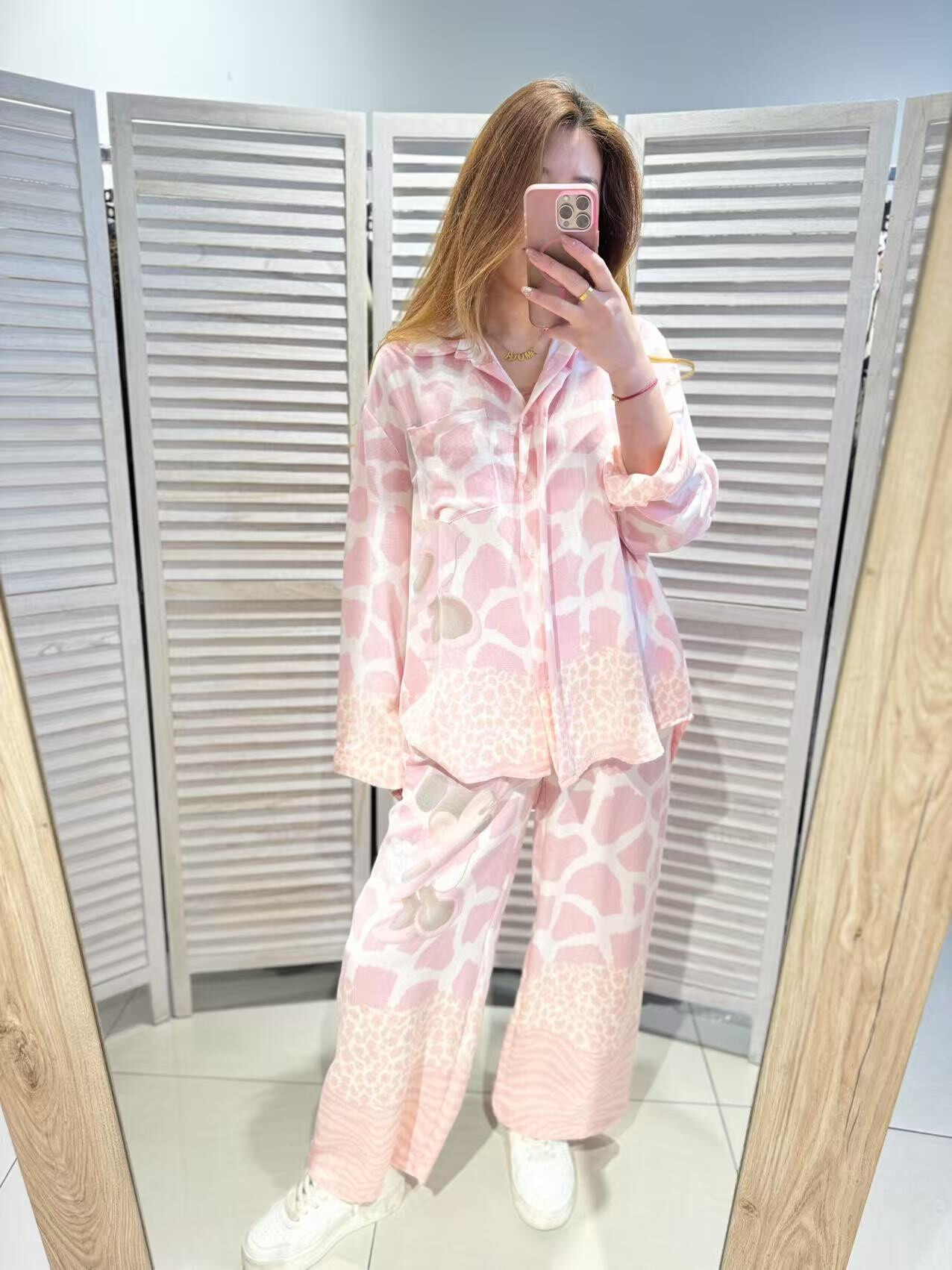 Wholesaler Victoria & Isaac - Shirt set +Oversize pants