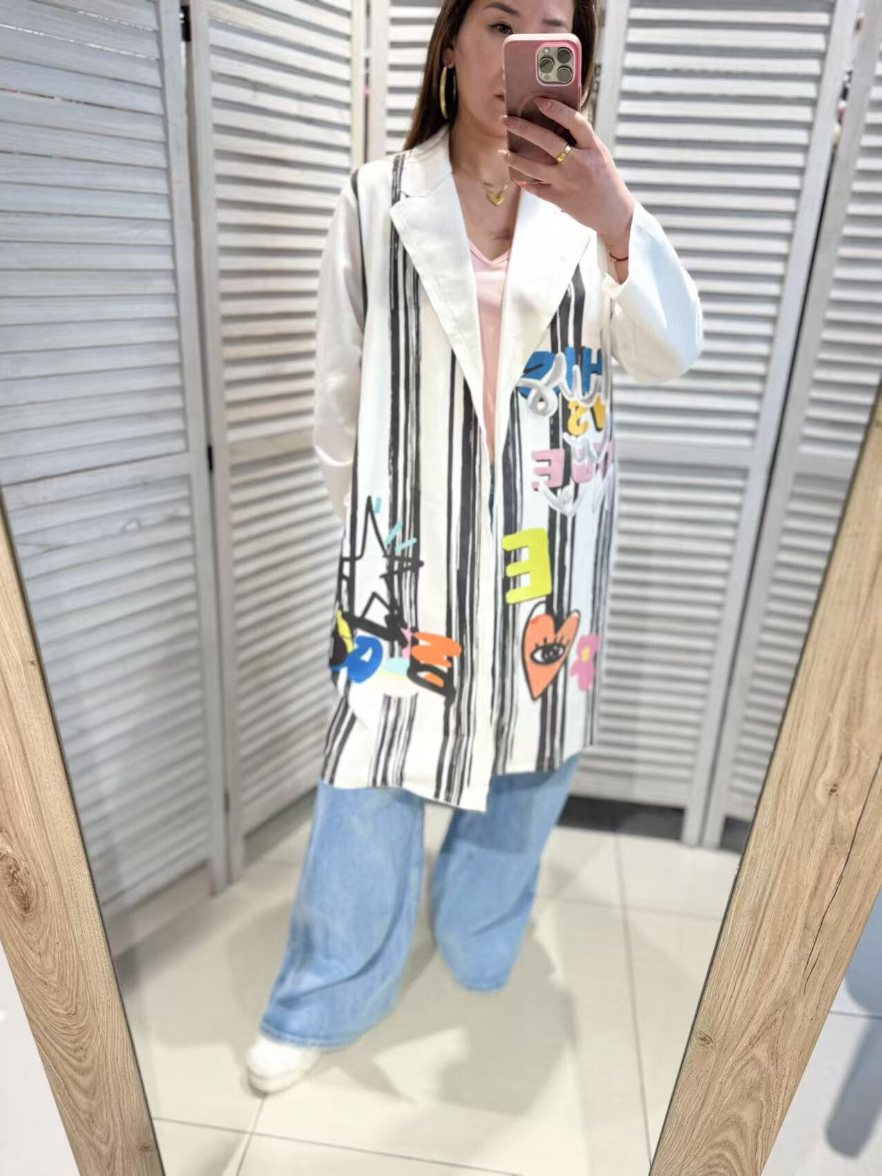 Wholesaler Victoria & Isaac - Long vest jacket with printed suede pocket pocket