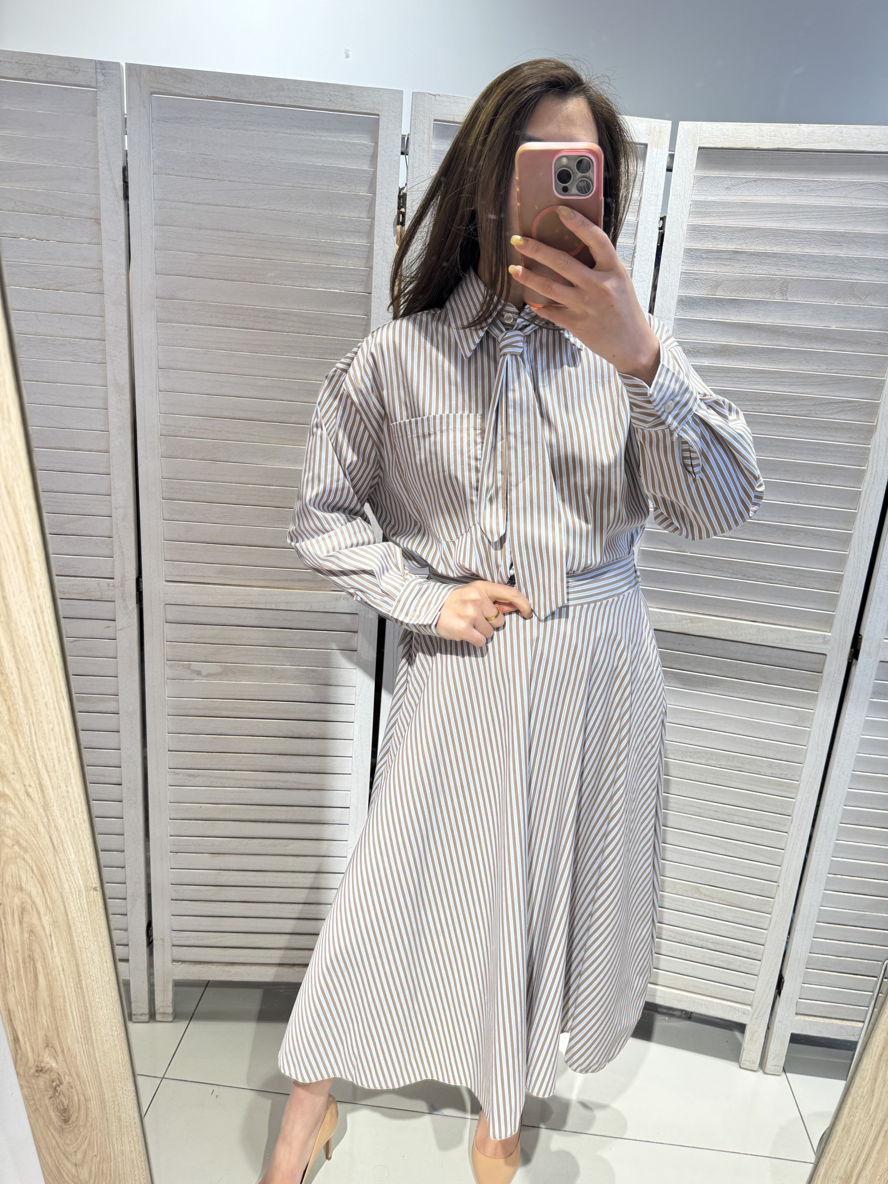 Wholesaler Victoria & Isaac - Elegant striped skirt