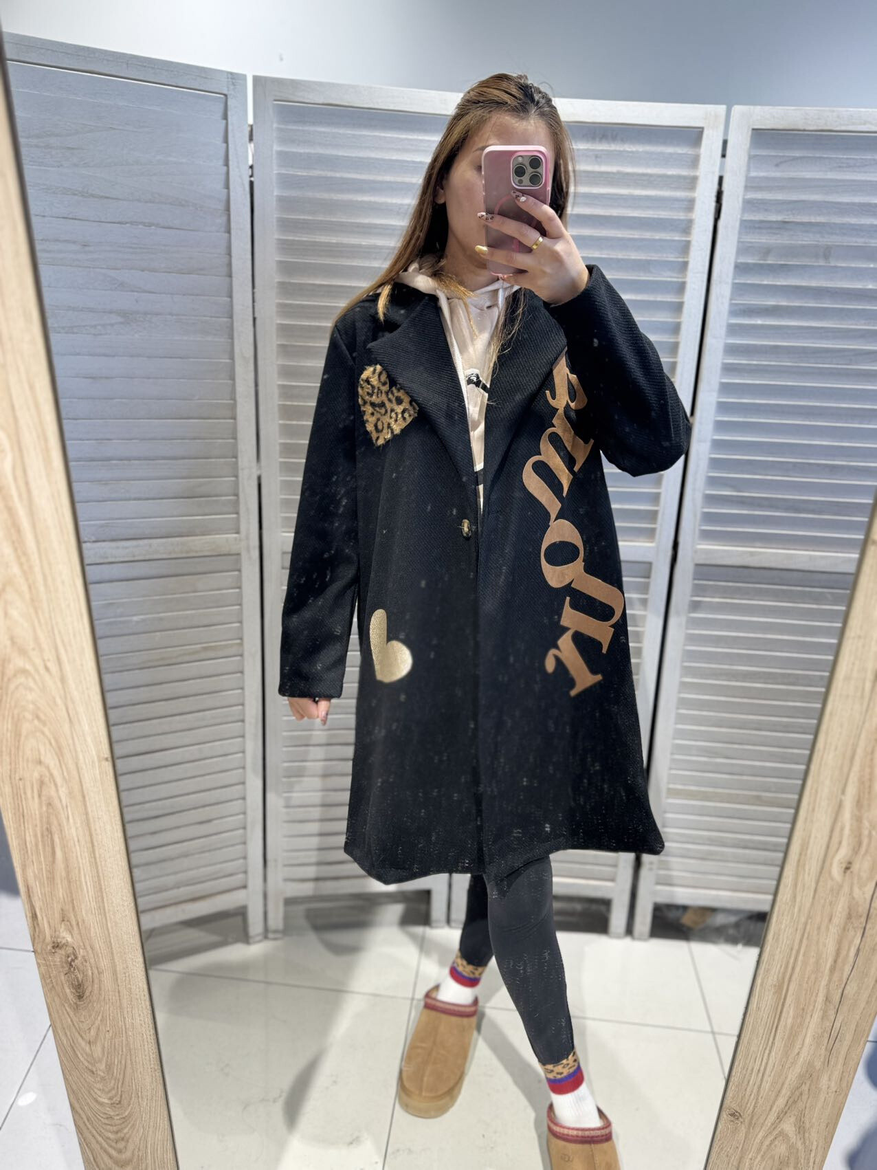 Wholesaler Victoria & Isaac - LOVE COAT
