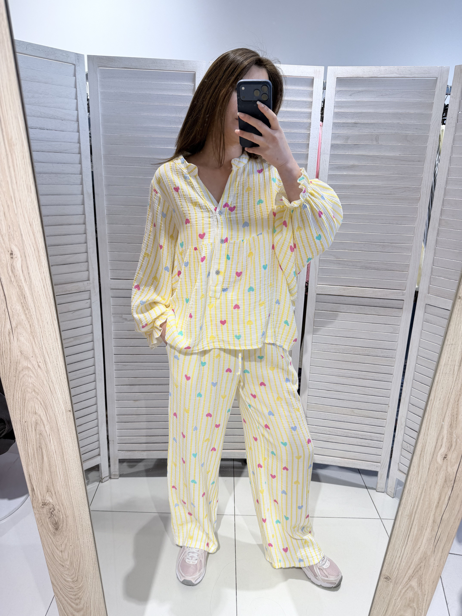 Wholesaler Victoria & Isaac - Cotton pants with heart print