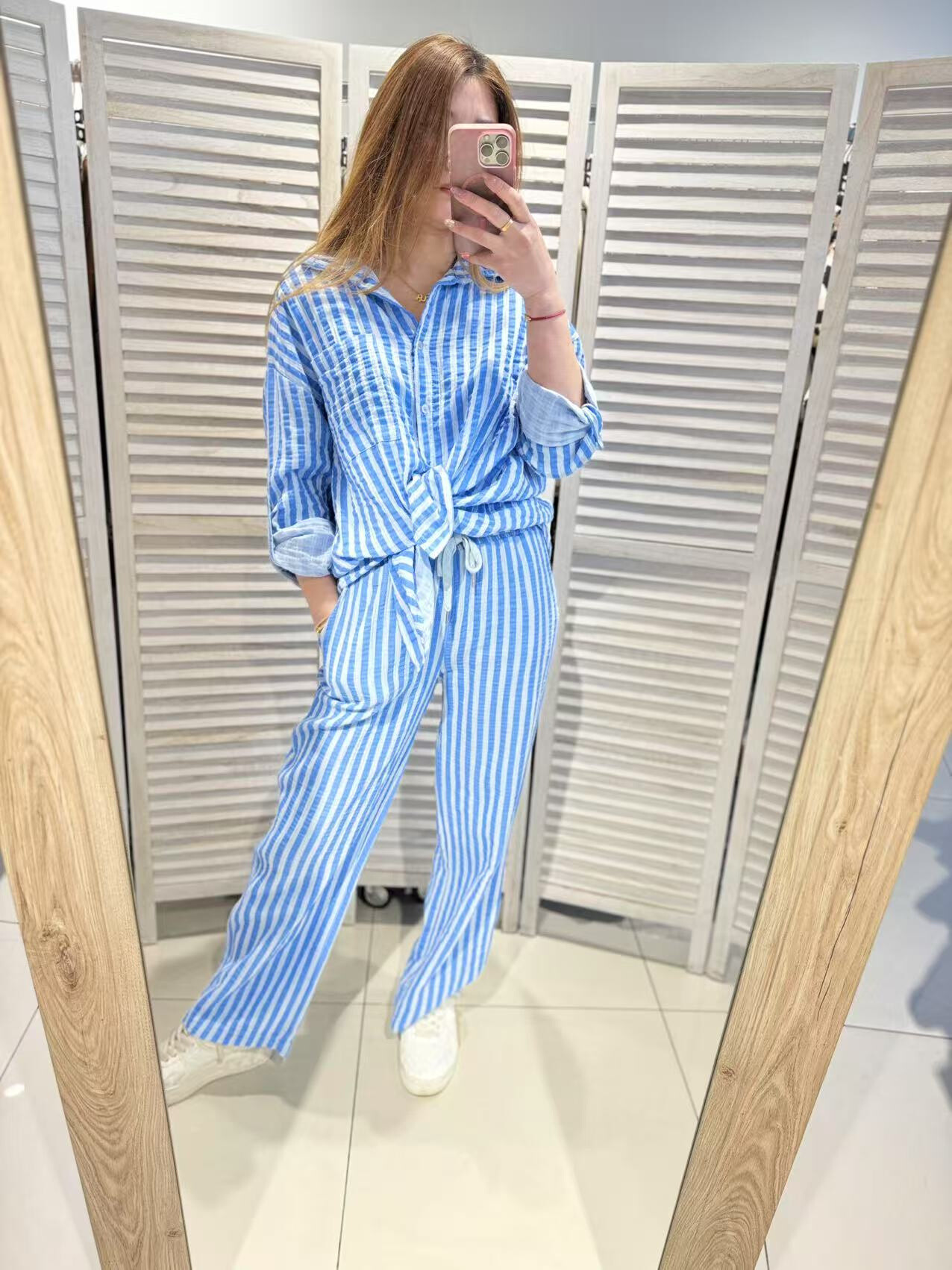Wholesaler Victoria & Isaac - Oversize cotton gas scratch shirt