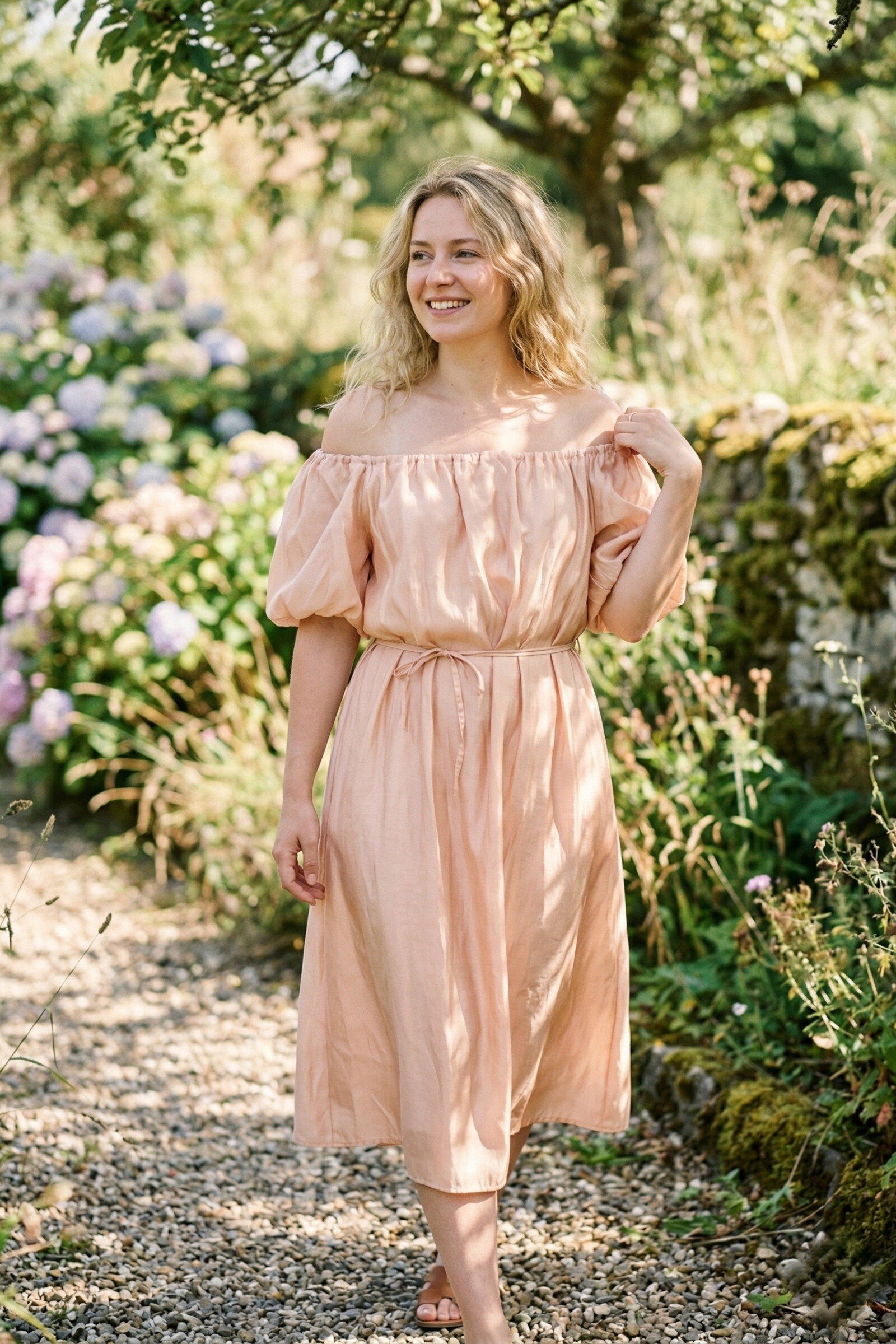 Wholesaler Victoria & Isaac - Ruffled Bardot Dress
