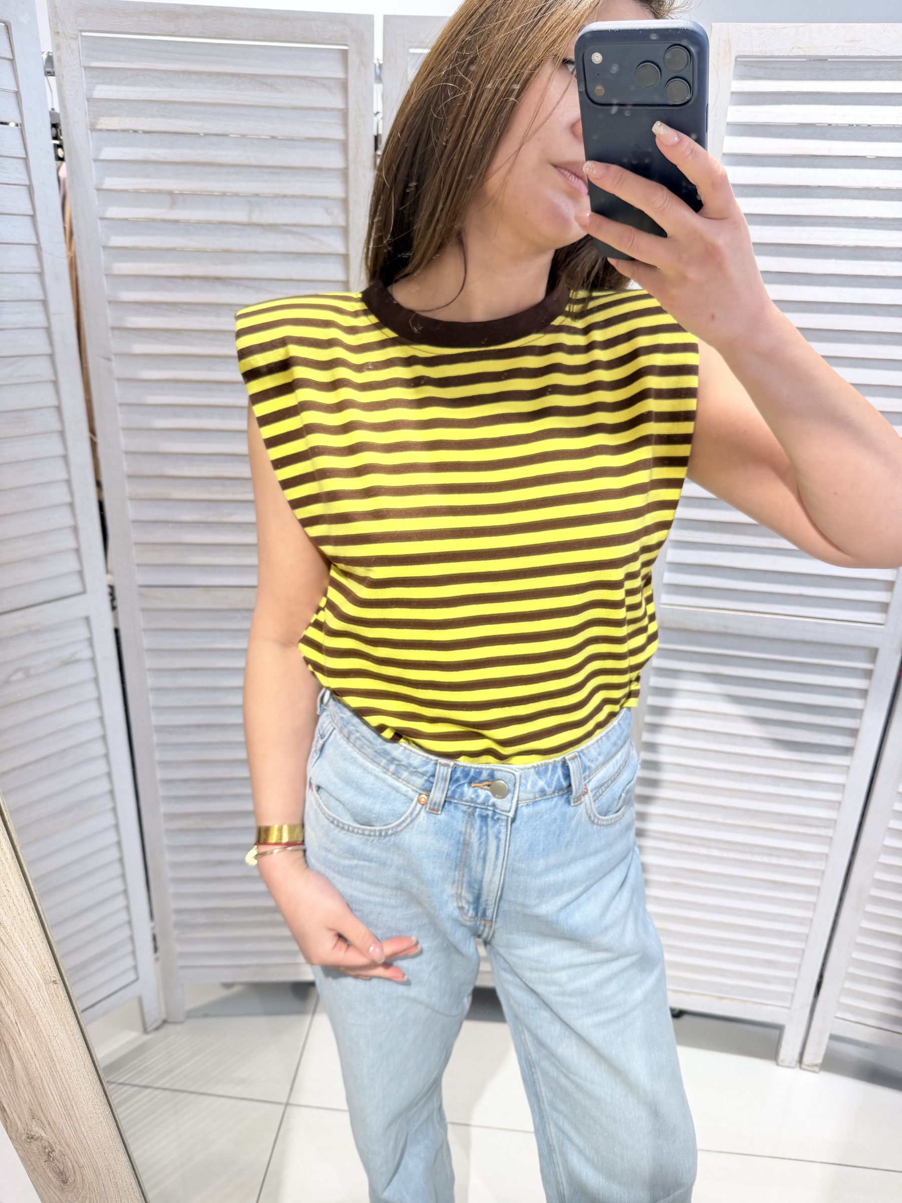 Wholesaler Victoria & Isaac - Women's Striped T-Shirt
