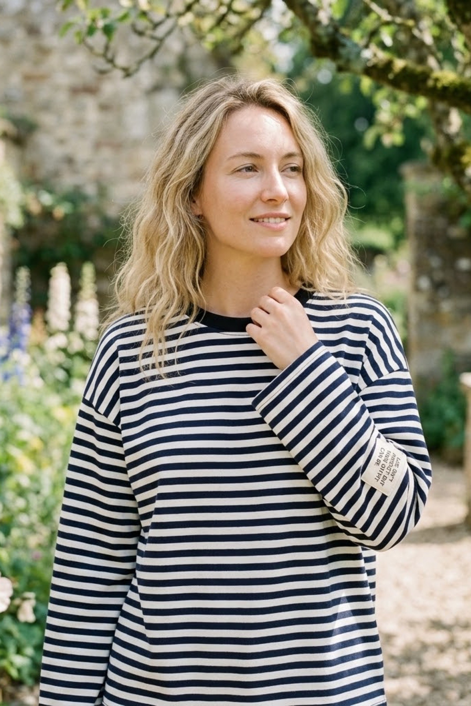 Wholesaler Victoria & Isaac - Striped crew neck T-shirt