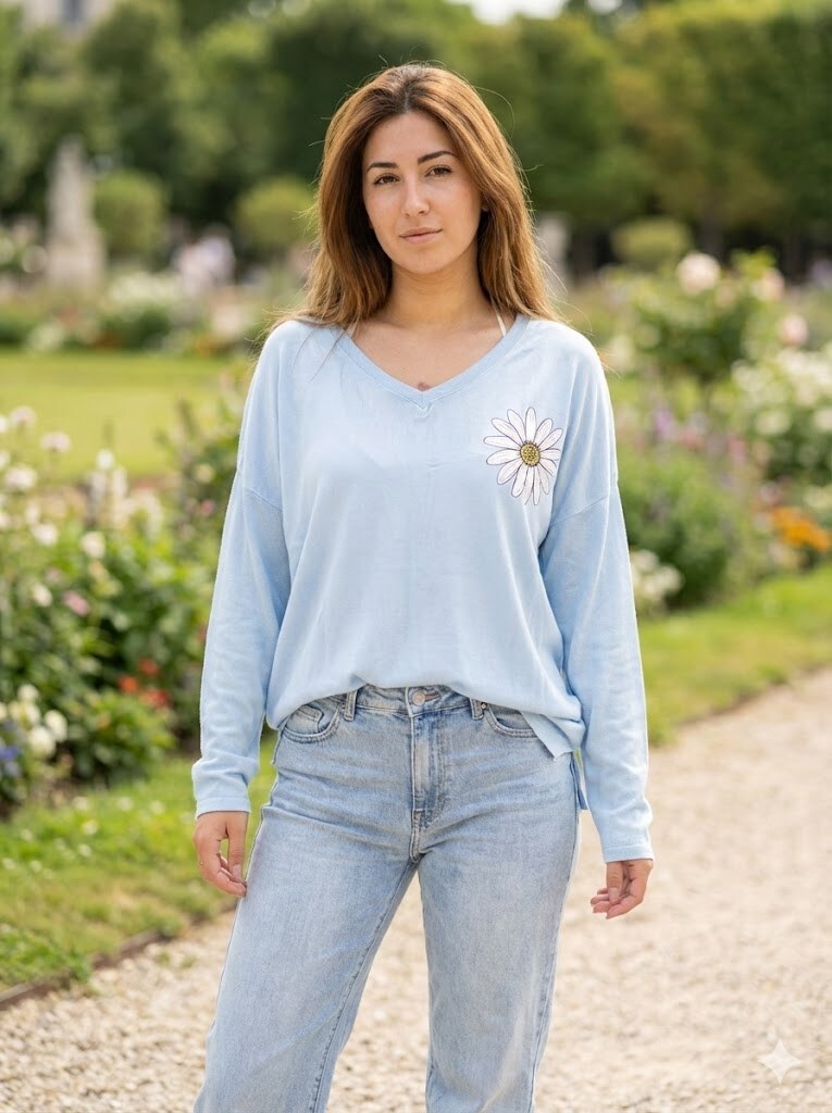 Wholesaler Victoria & Isaac - Casual floral T-shirt