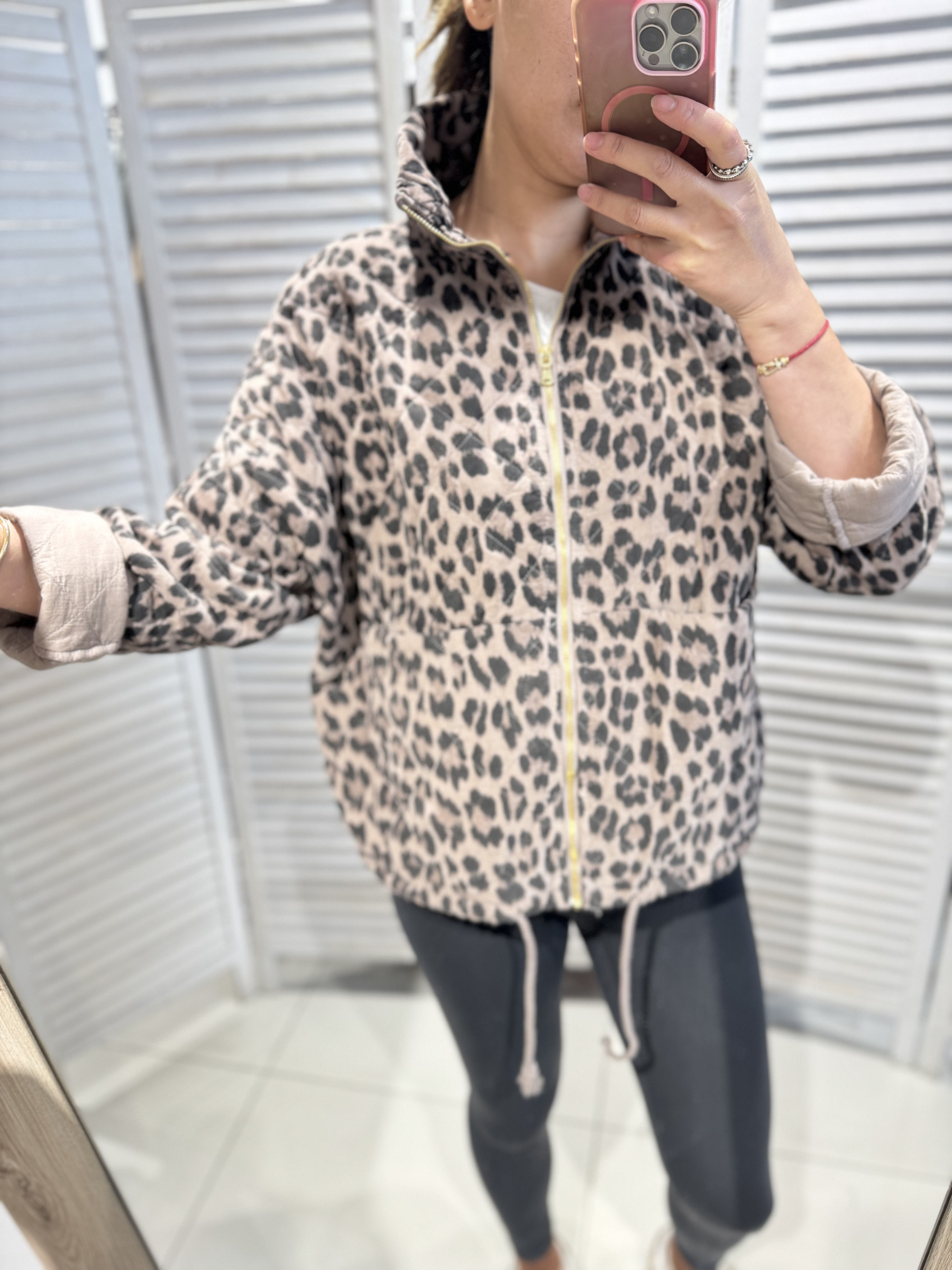 Mayorista Victoria & Isaac - Chaqueta acolchada con estampado de leopardo