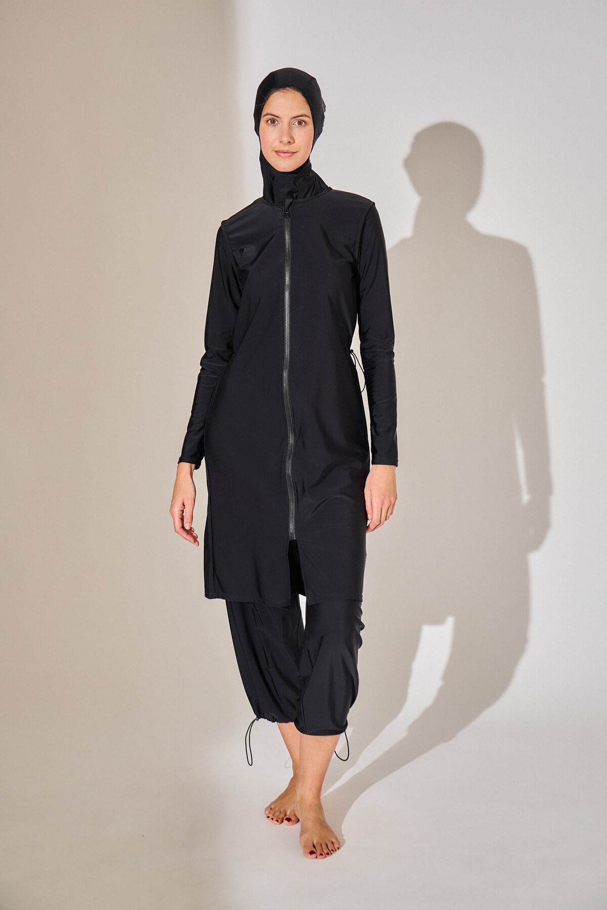 Grossiste Vidoya Swimwear - Burkini manche long avec fermeture eclair en couleur uni