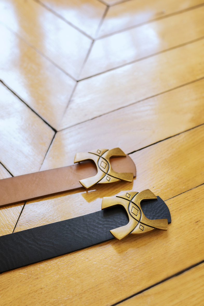 Wholesaler Vimoda - Belt with buckle