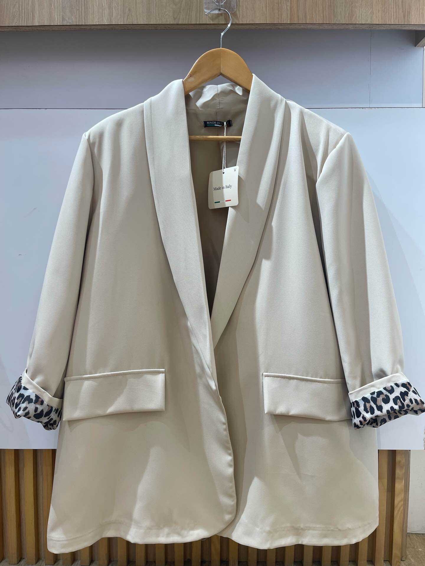 Grossiste VIViCHY GRANDE TAILLE - Blazer grand taille avec doublure