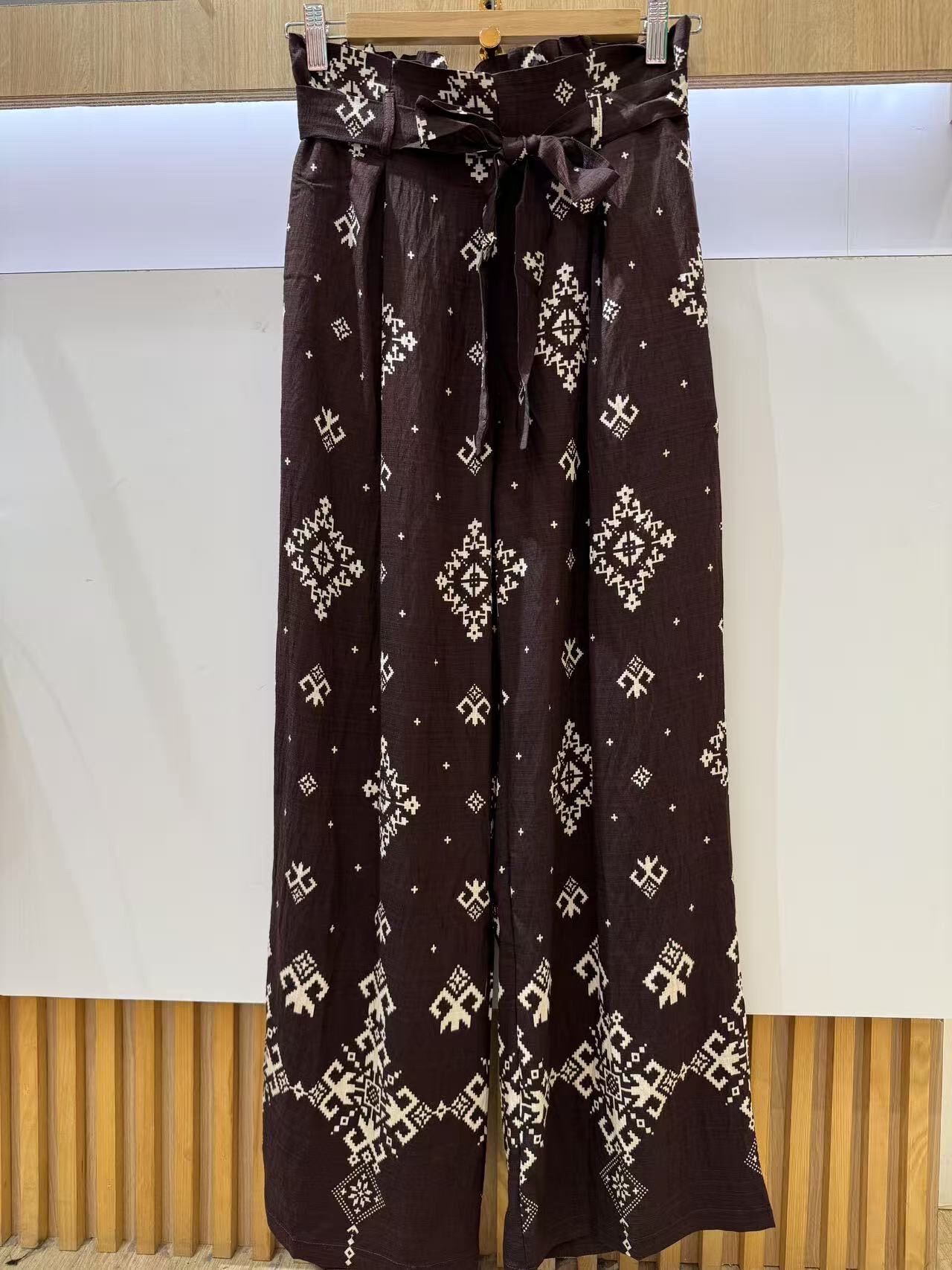Grossiste VIViCHY GRANDE TAILLE - pantalon avec des poches