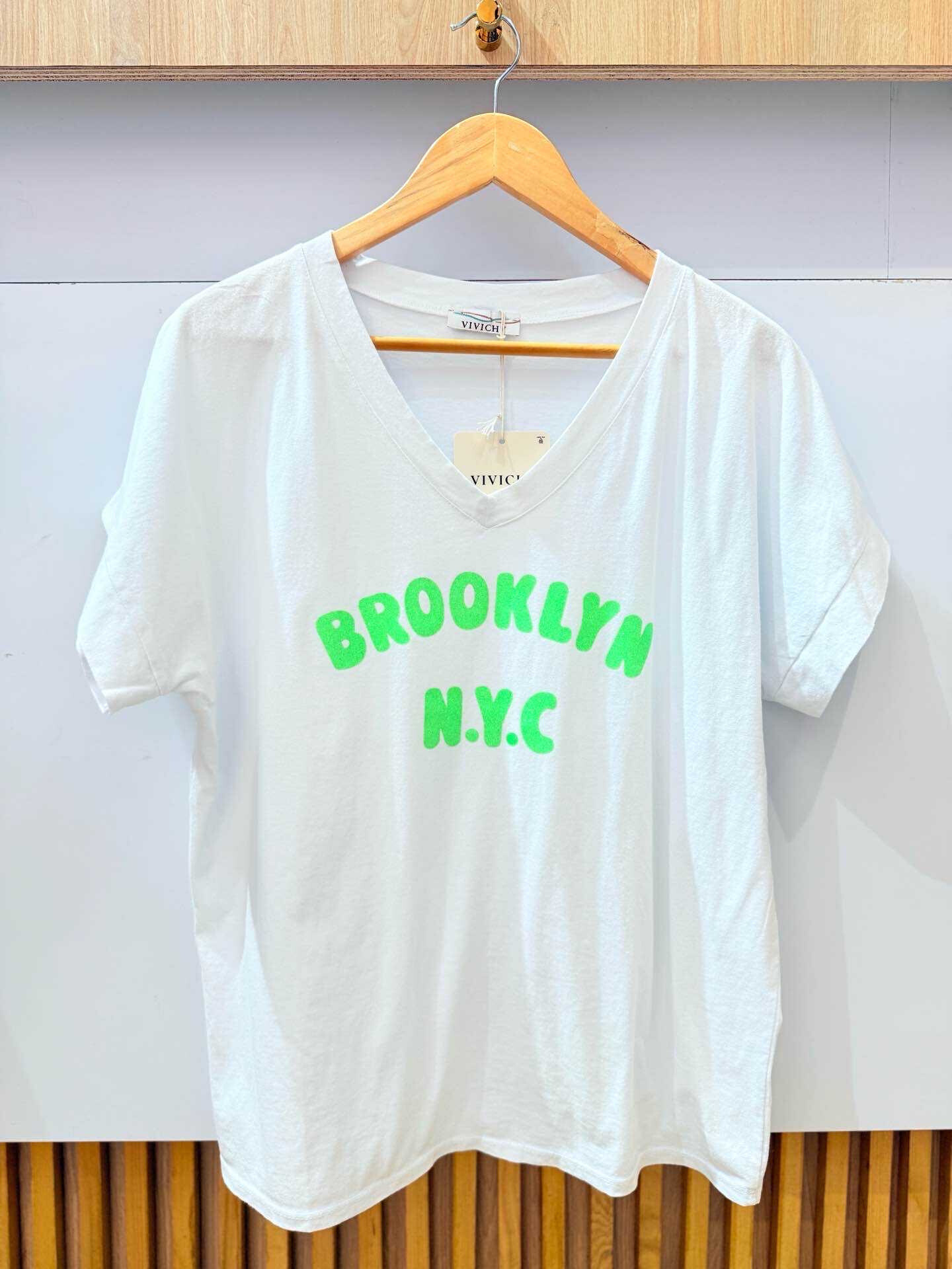 Großhändler VIViCHY GRANDE TAILLE - Große gedruckte T-Shirt N.Y.C Fluo