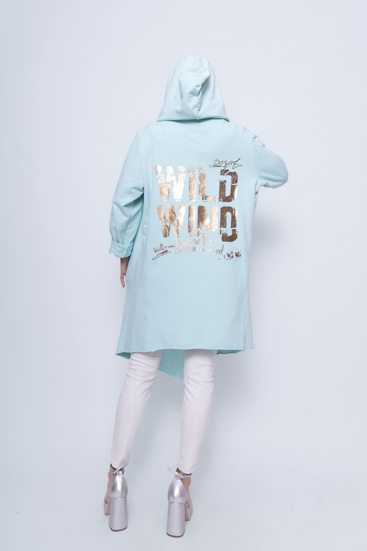 Großhändler VIVICHY - Hoodie mit Druck auf der Rückseite