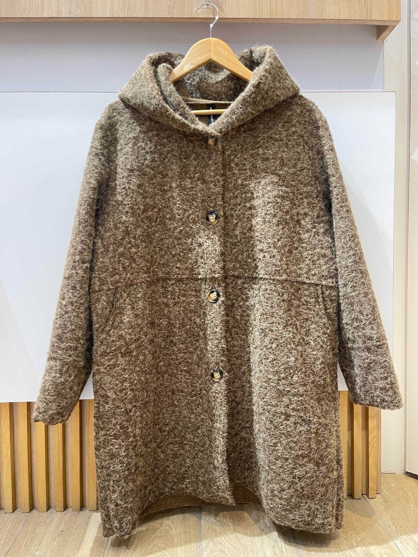 Wholesaler VIVICHY - HOODED COAT WITH WOOL