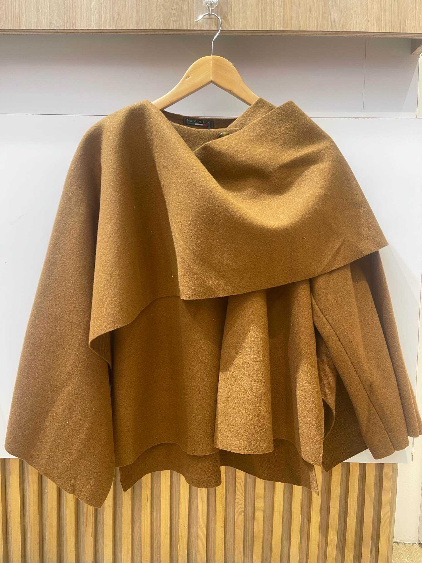 Wholesaler VIVICHY - Poncho coat