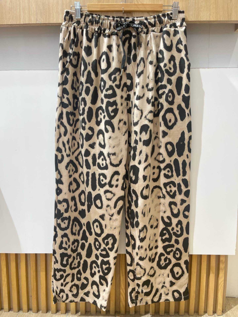 Mayorista VIVICHY - PANTALÓN JOGGING ANCHO LEOPARDO