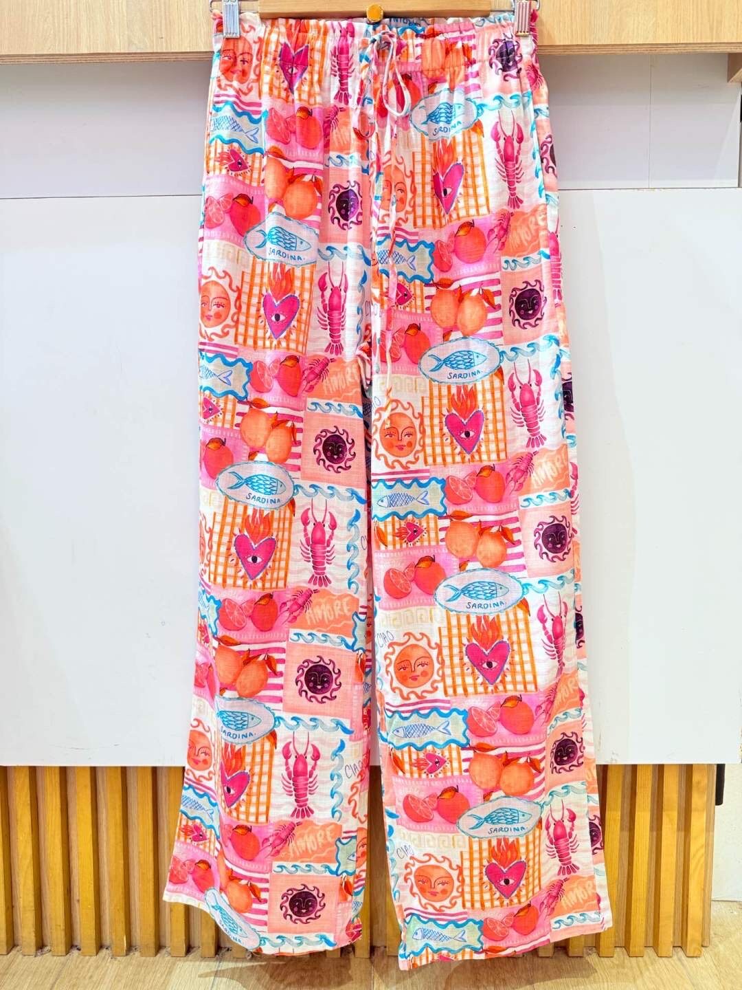 Wholesaler VIVICHY - Pants with pattern, Adjustable waist